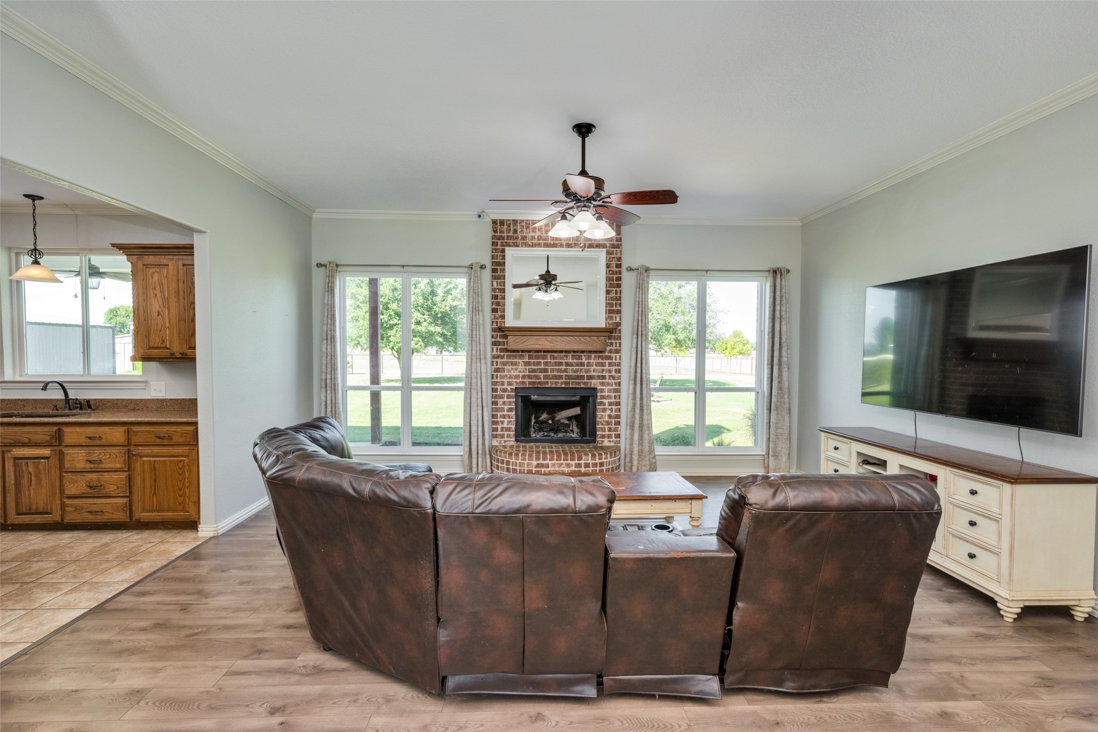 6221 Deer Run Road, Sanger, TX, 76266
