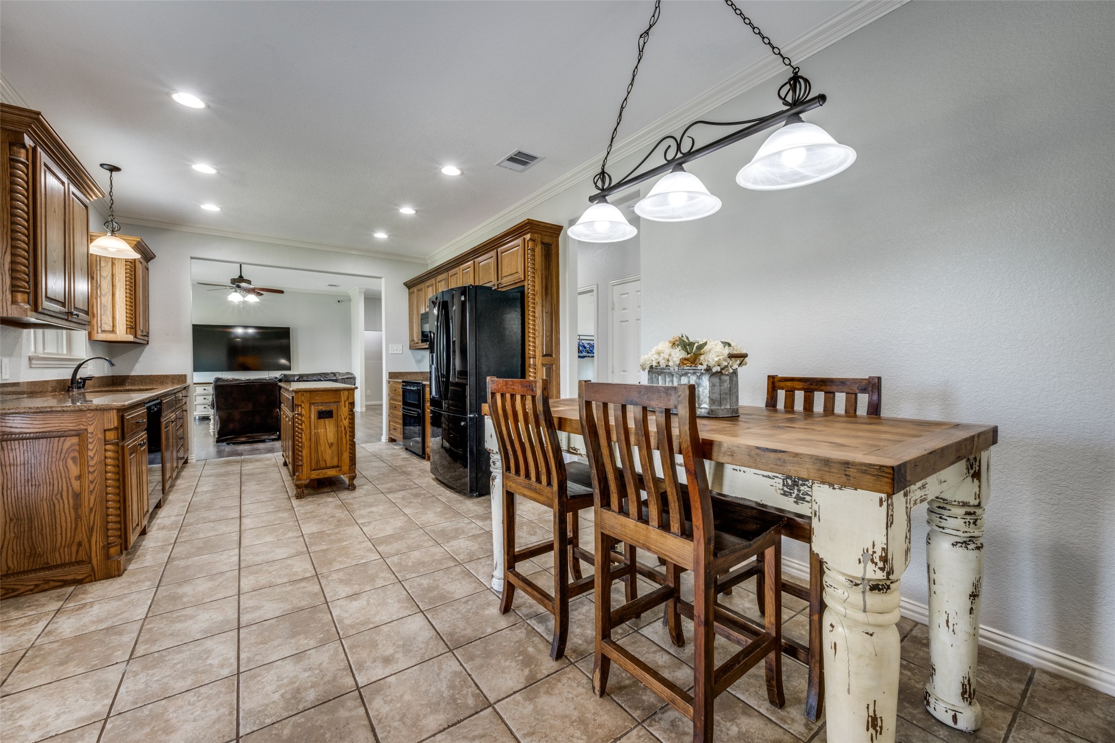 6221 Deer Run Road, Sanger, TX, 76266