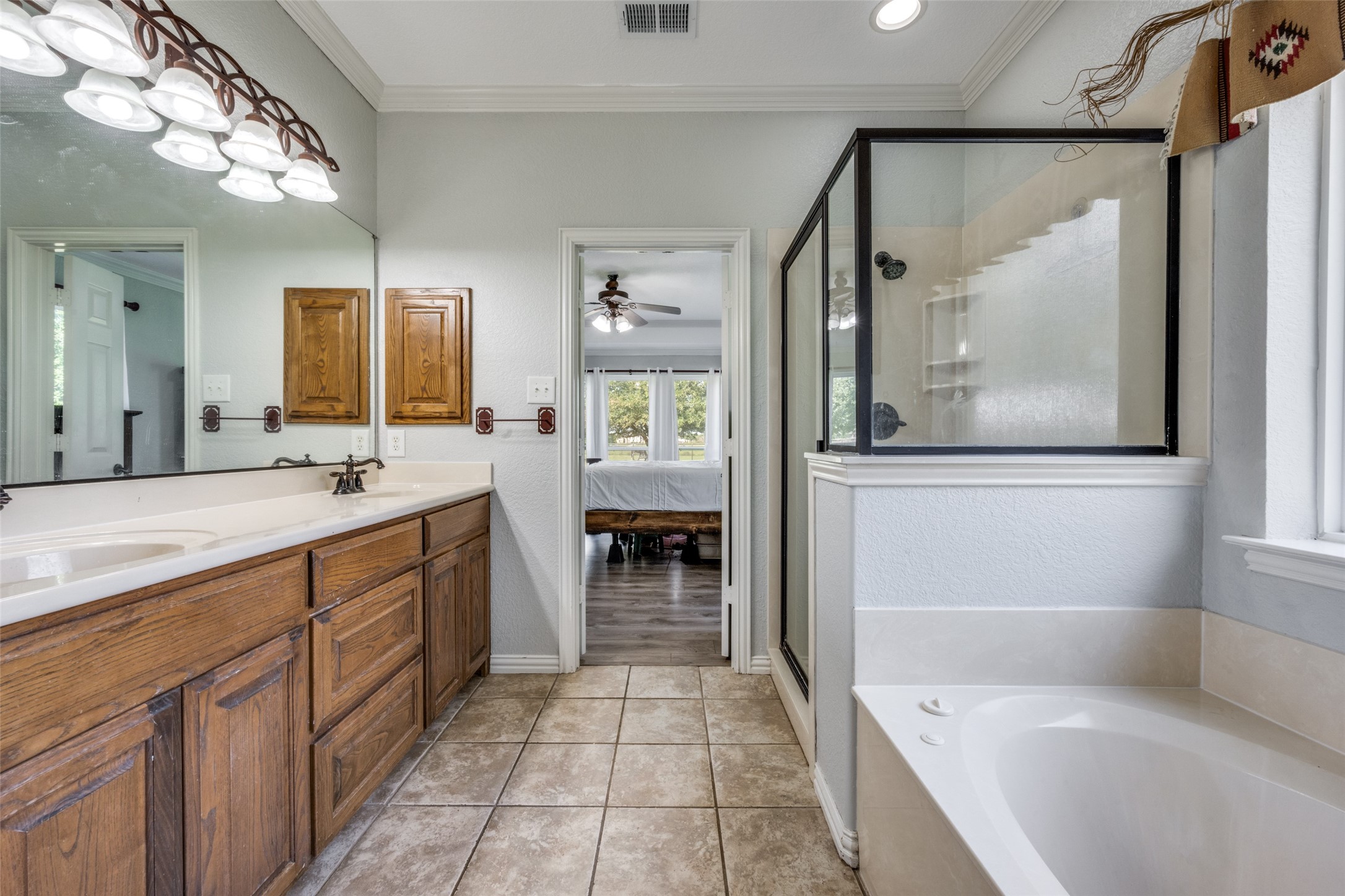 6221 Deer Run Road, Sanger, TX, 76266
