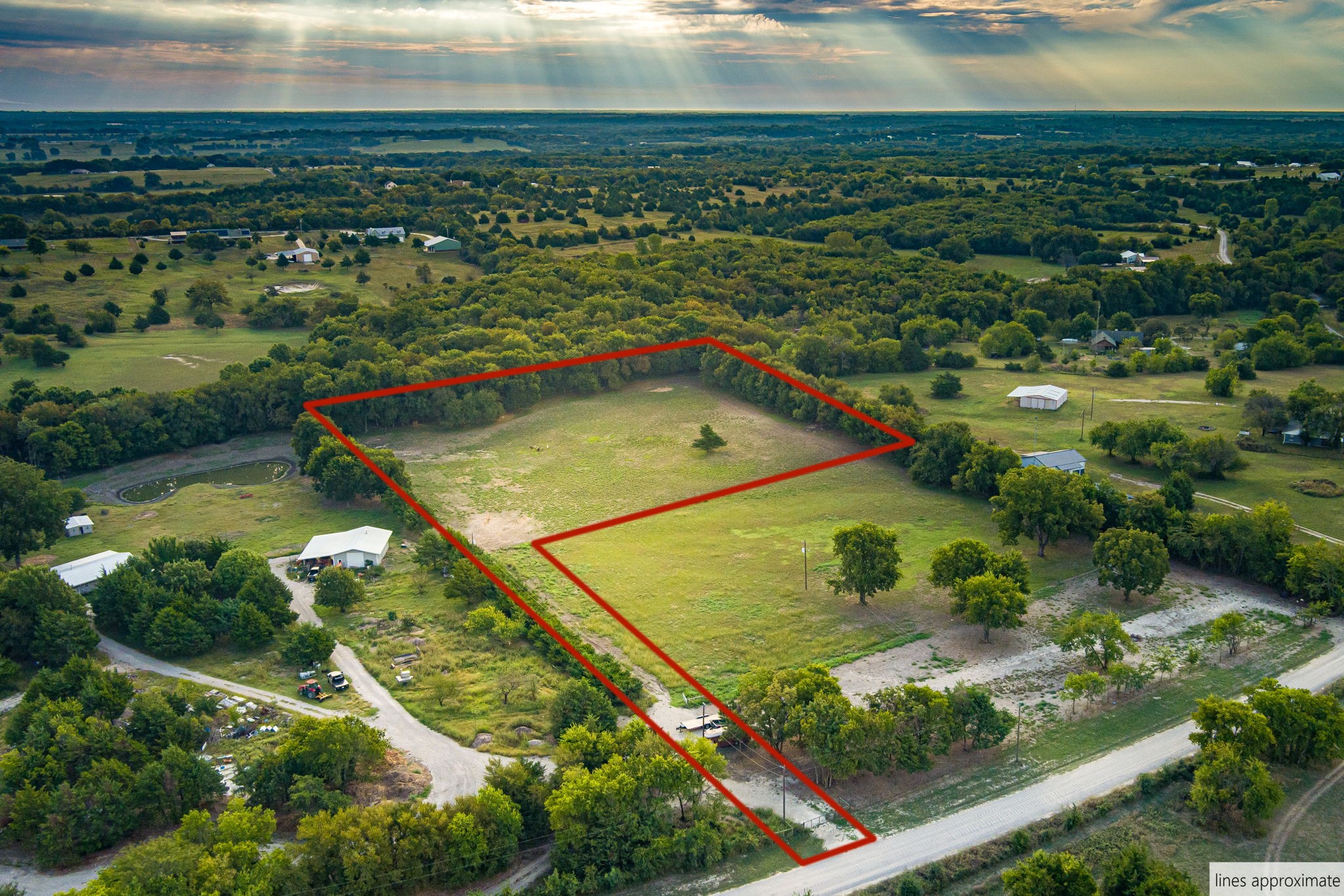 Property photo 02 of TBD 5 ACRES 5 Acres Country Road 4642, Trenton, TX 75490 | MLS #21077505
