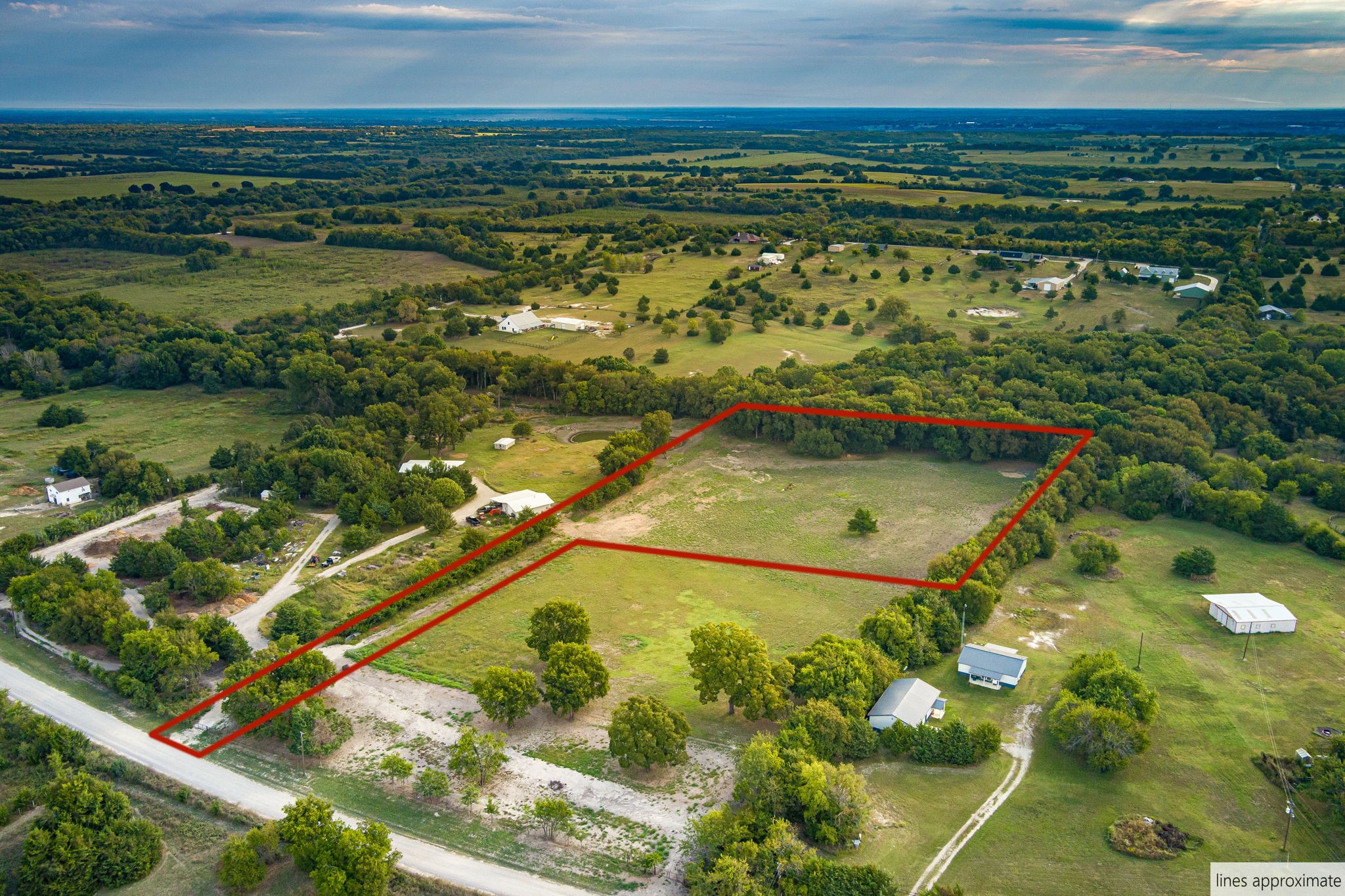 Property photo 04 of TBD 5 ACRES 5 Acres Country Road 4642, Trenton, TX 75490 | MLS #21077505