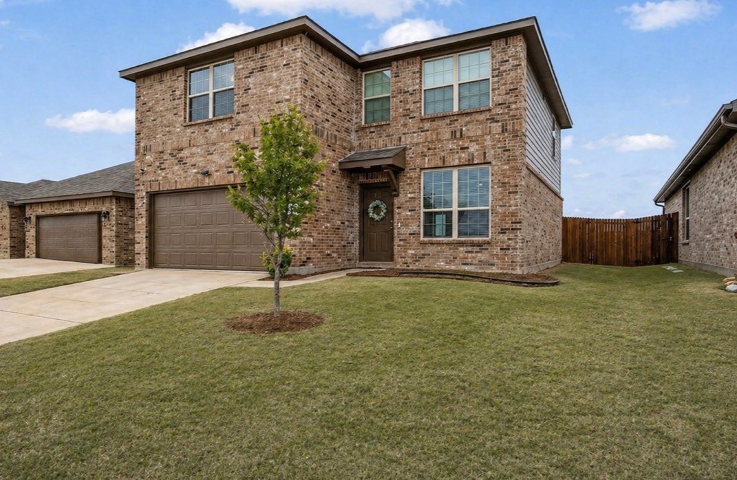 Property photo 02 of 1238 Benwick Drive Van, Alstyne, TX 75495 | MLS #21078800