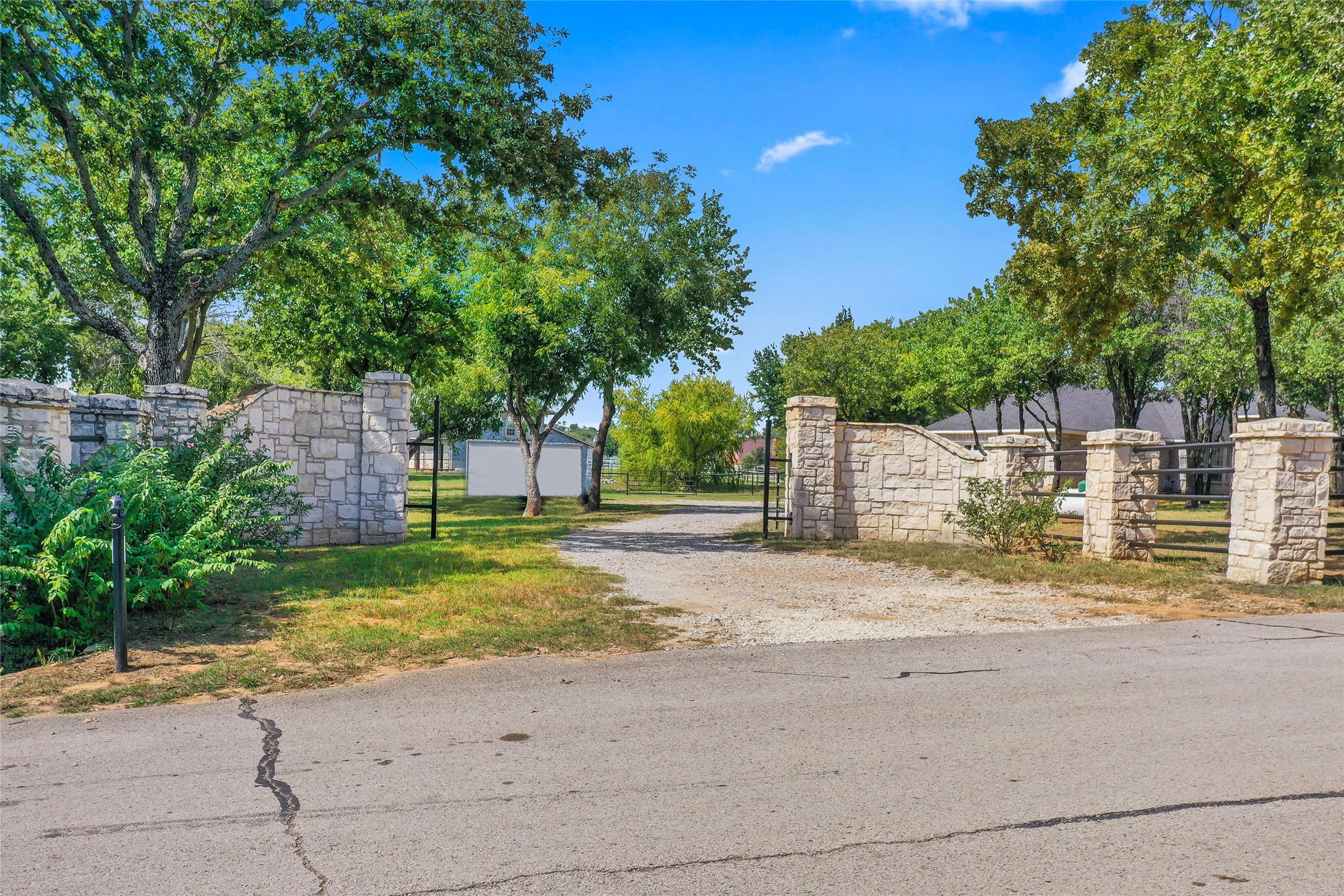 1082 Post Oak Road, Copper Canyon, TX, 76226