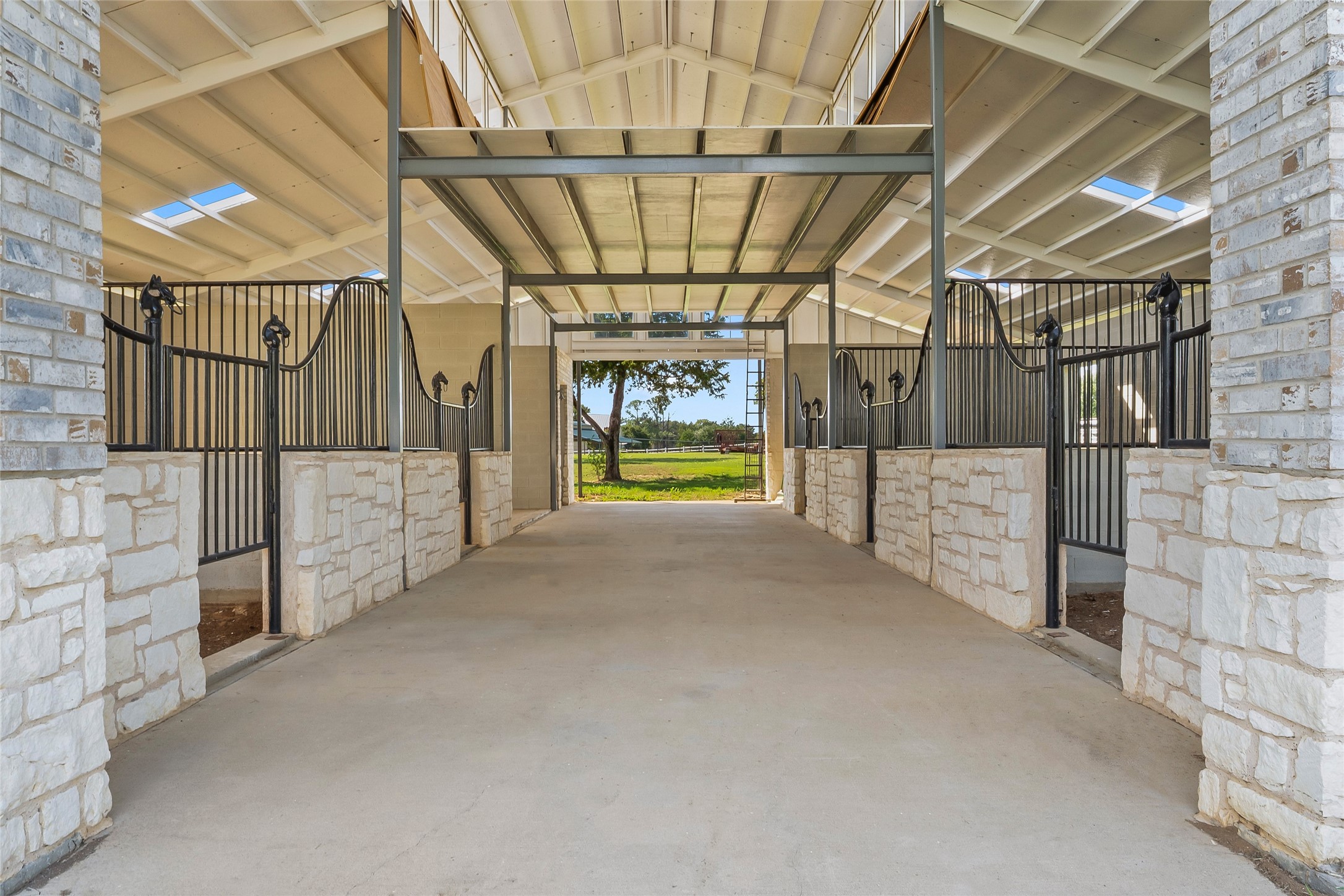 1082 Post Oak Road, Copper Canyon, TX, 76226