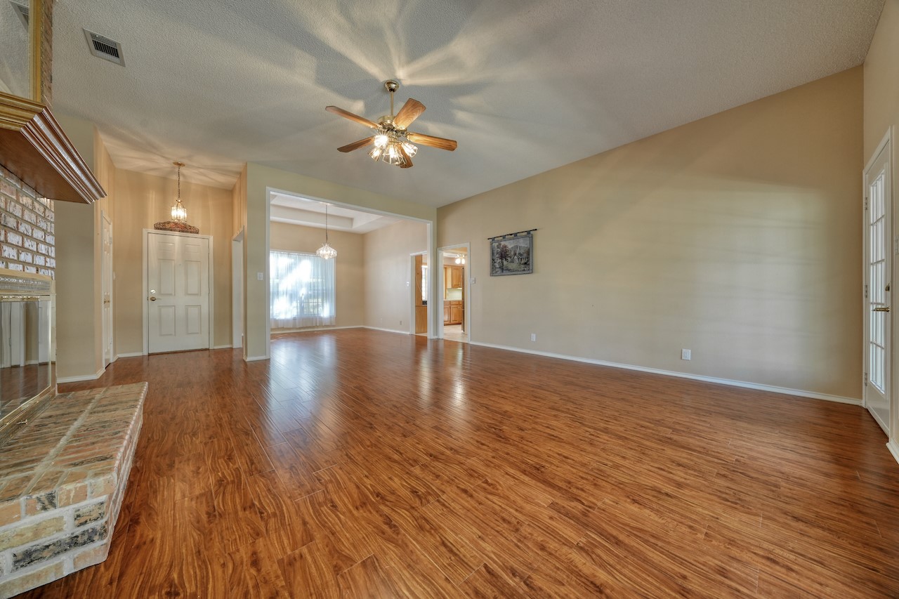 532 Woodside Drive, Hideaway, TX, 75771