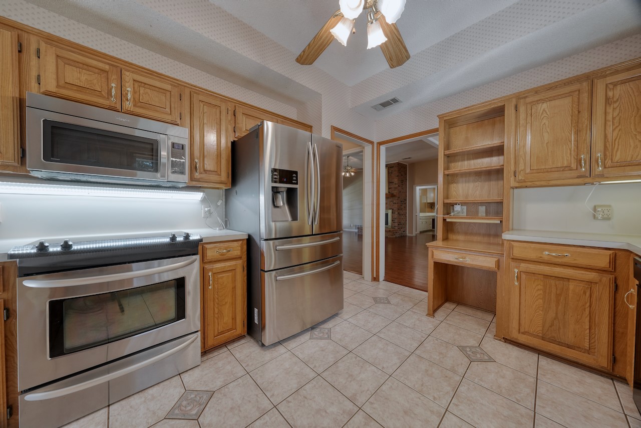 532 Woodside Drive, Hideaway, TX, 75771