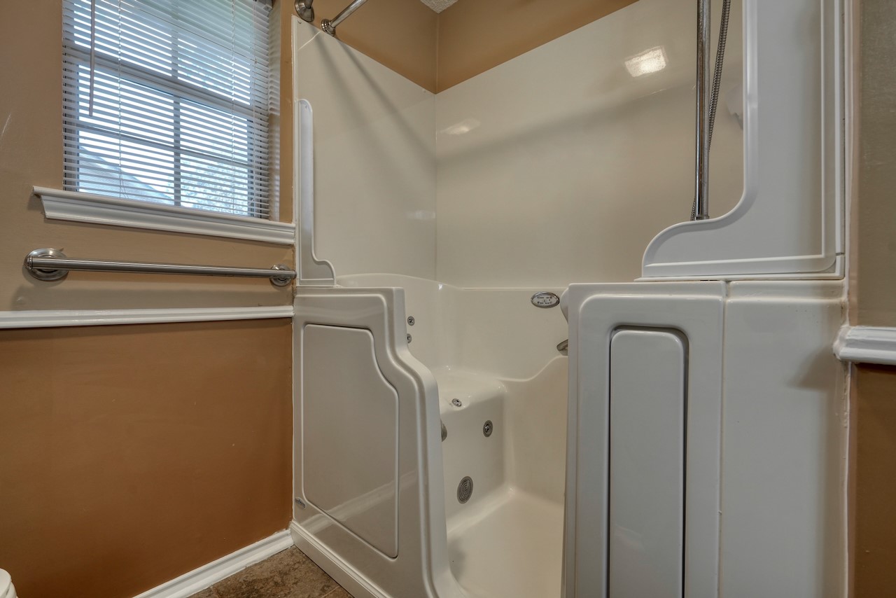 532 Woodside Drive, Hideaway, TX, 75771