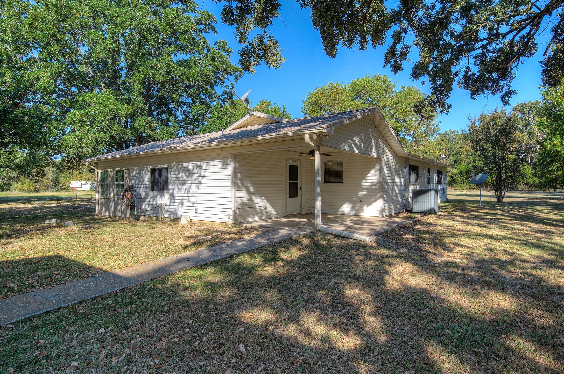 331 County Road 1887, Yantis, TX, 75497