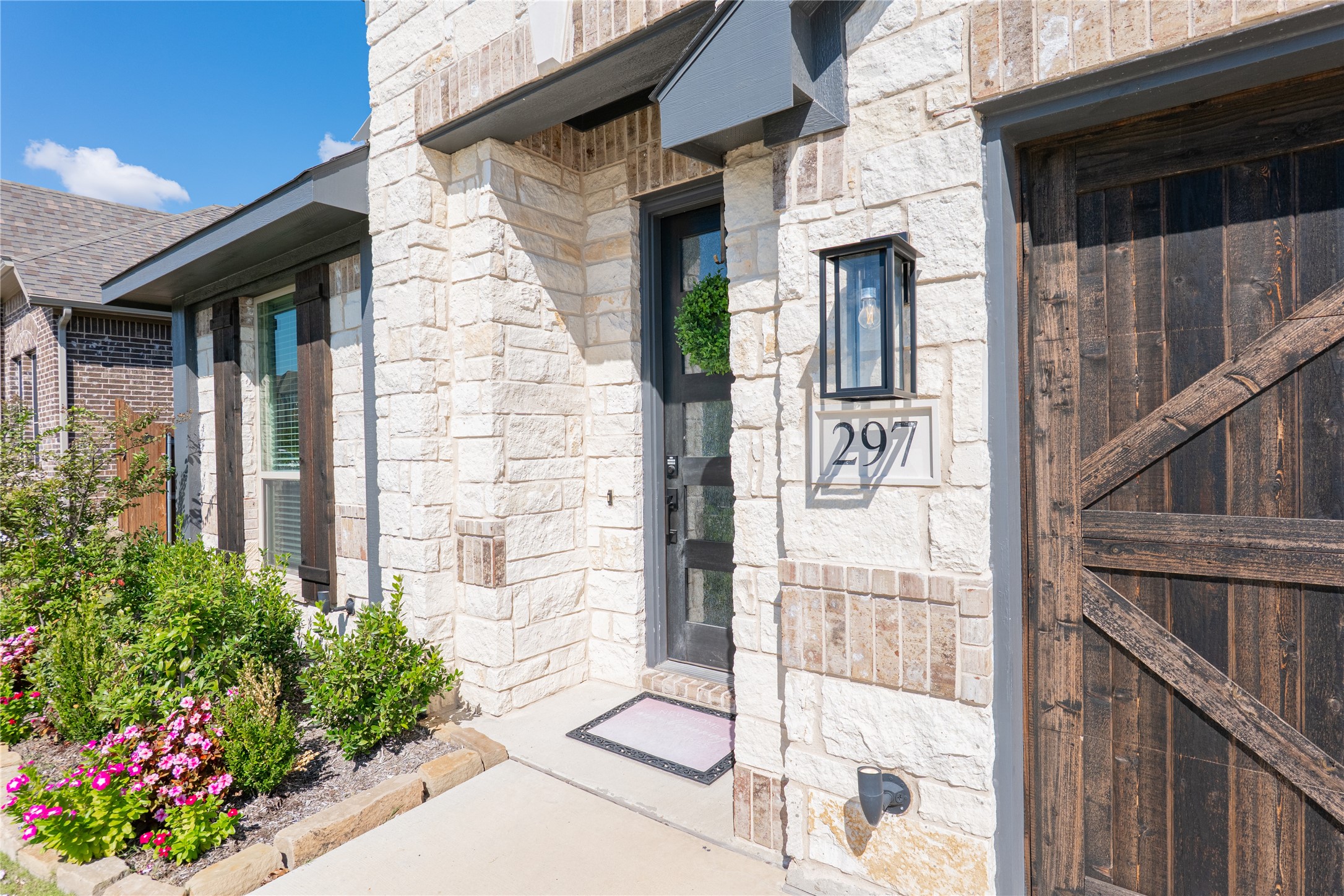 297 Sparkling Springs Drive, Waxahachie, TX, 75165