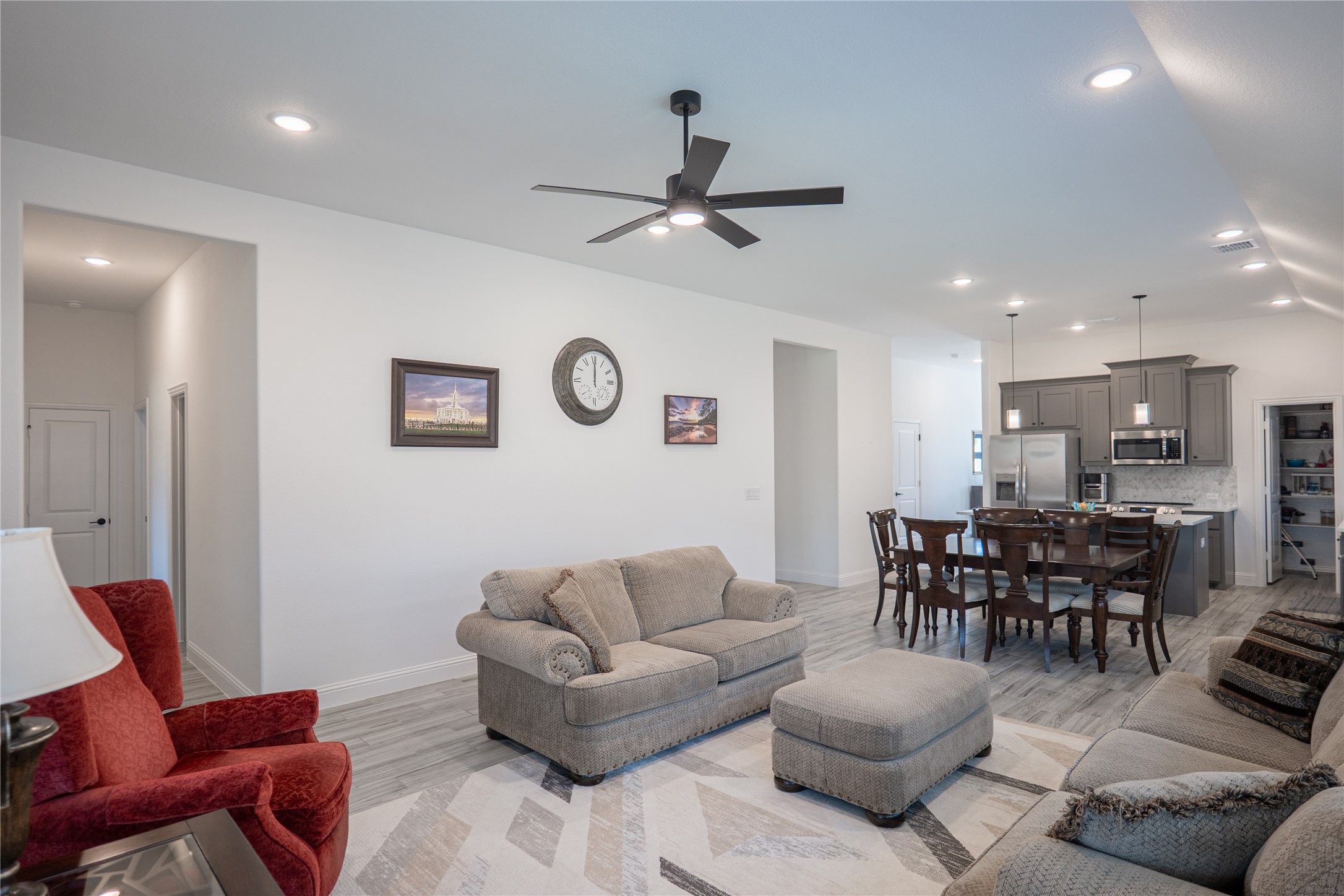297 Sparkling Springs Drive, Waxahachie, TX, 75165