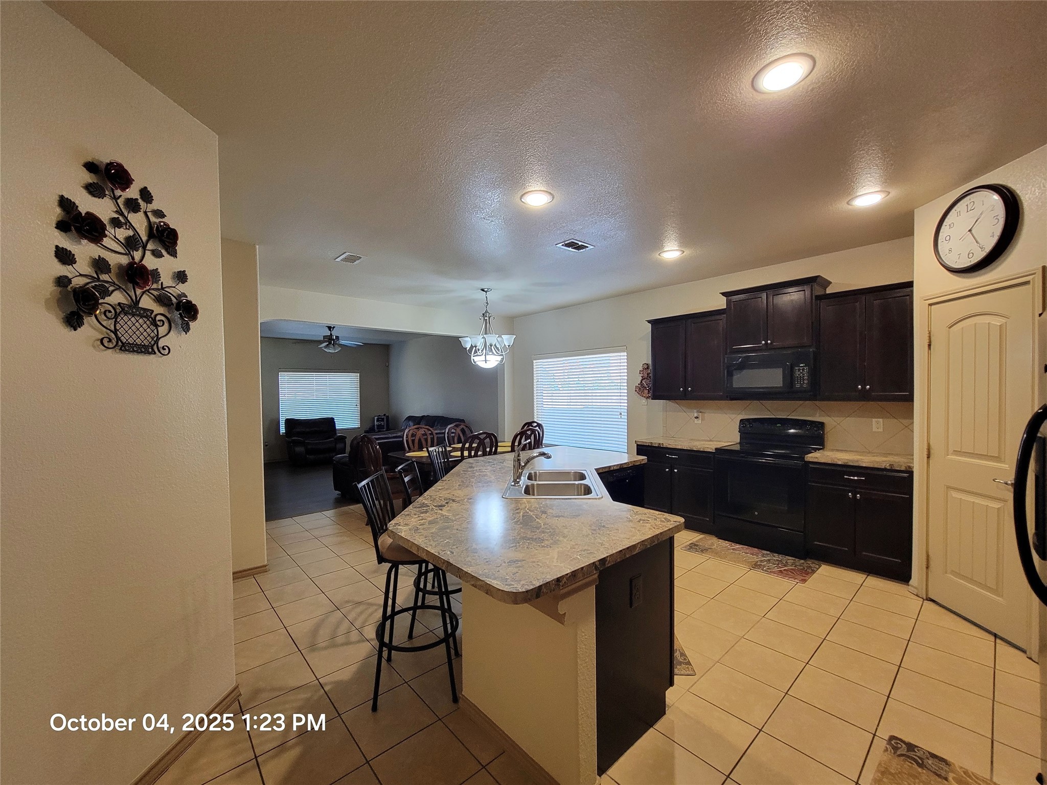912 Iona Drive, Fort Worth, TX, 76120