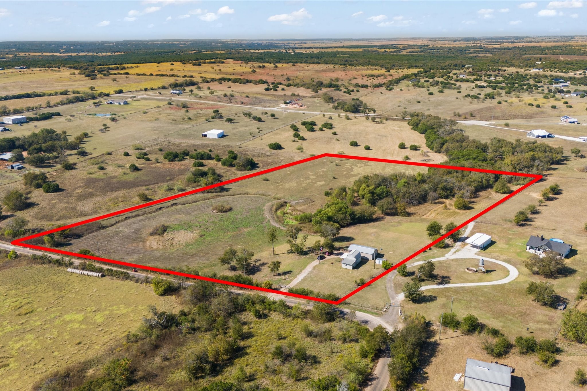 Property photo 03 of 224 Hcr 1114, Blum, TX 76627 | MLS #21081091
