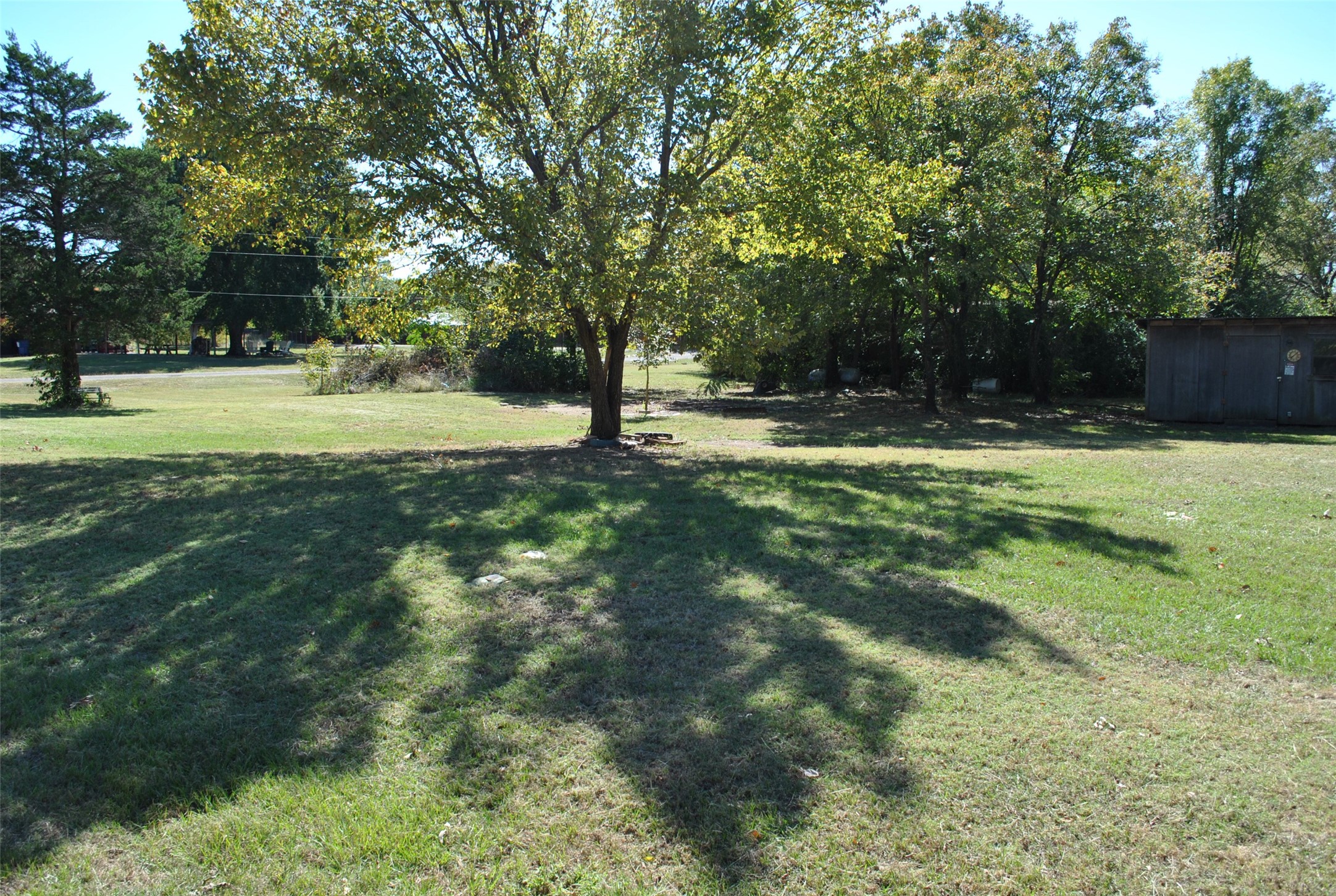Lot 255-256 Forest Lane, Gordonville, TX, 76245