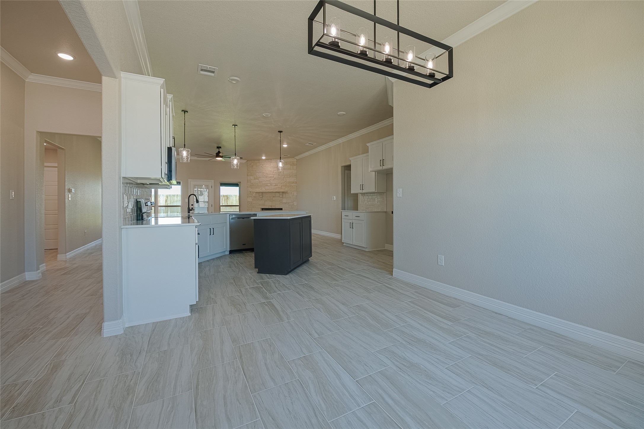 1321 Red Rock Road, Hewitt, TX, 76643