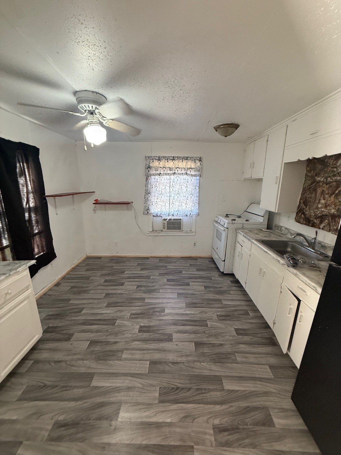 Property photo 03 of 1711 W Groesbeck Street, Stephenville, TX 76401 | MLS #21082999