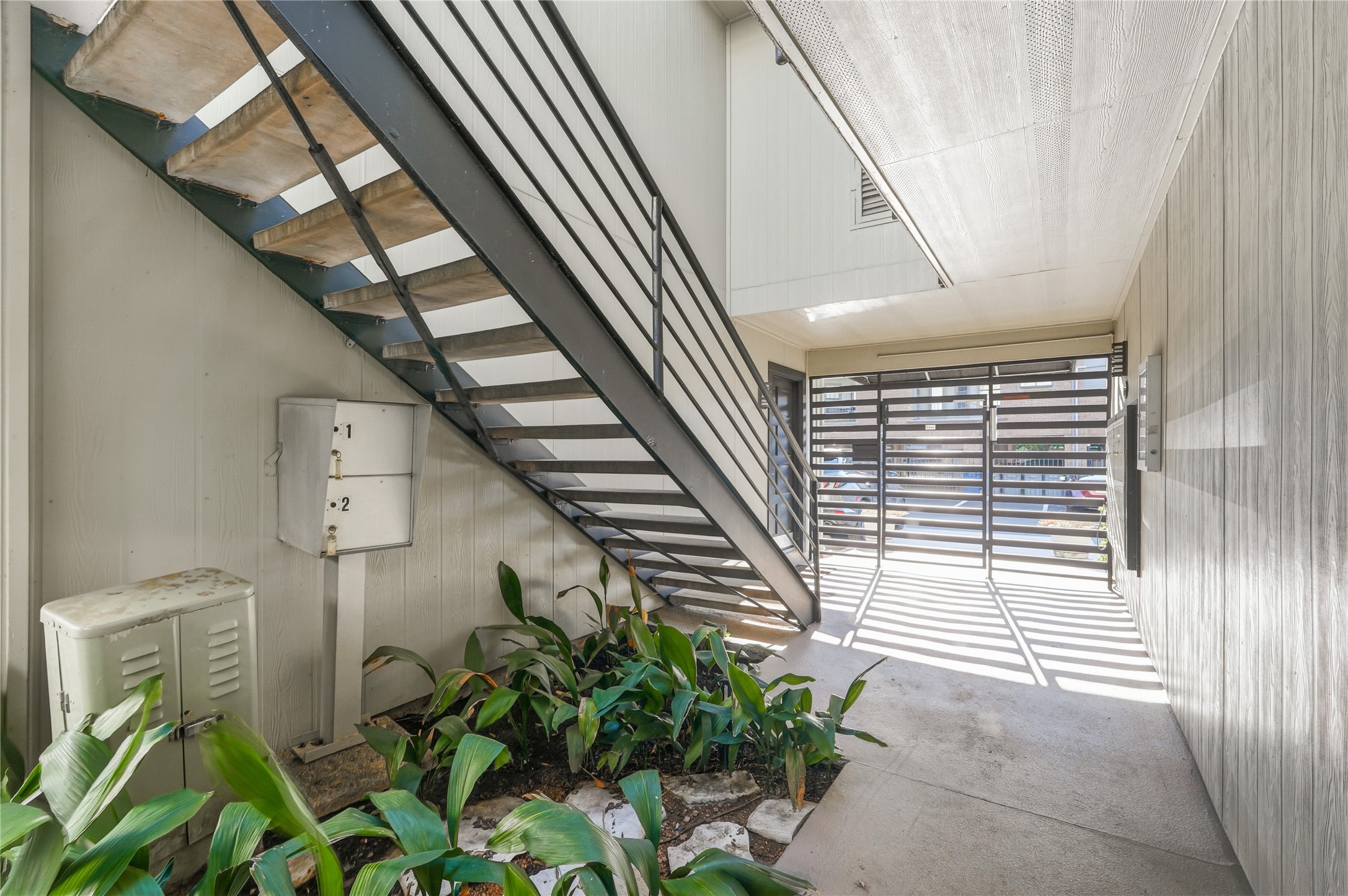 4211 Holland Avenue UNIT&nbsp;105, Dallas, TX, 75219