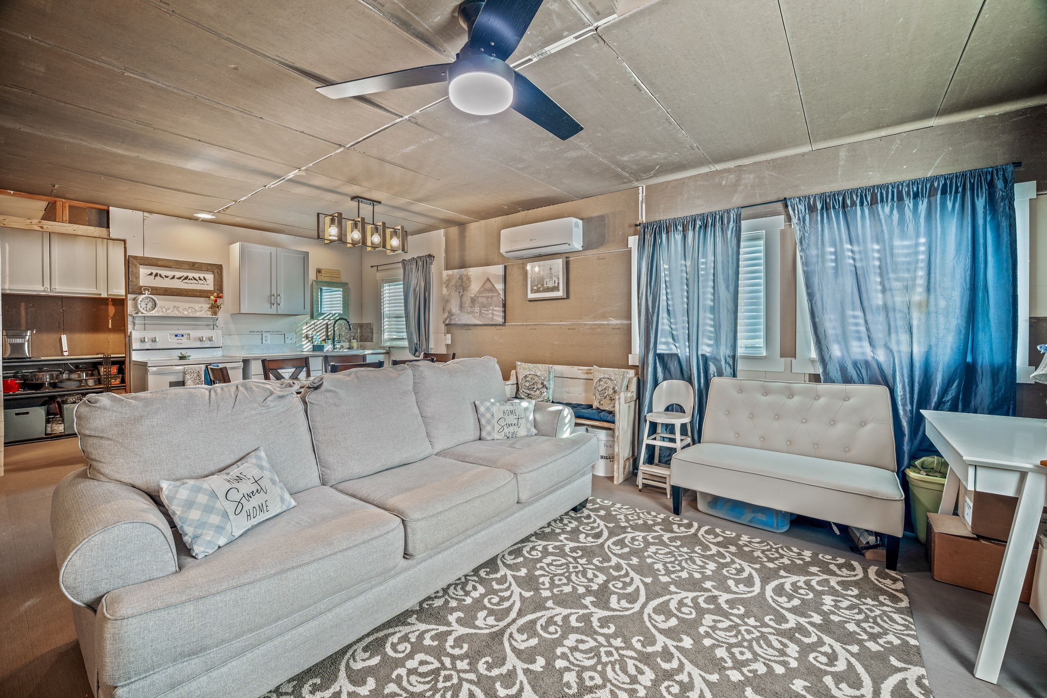 1483 County Road 2435, Hico, TX, 76457