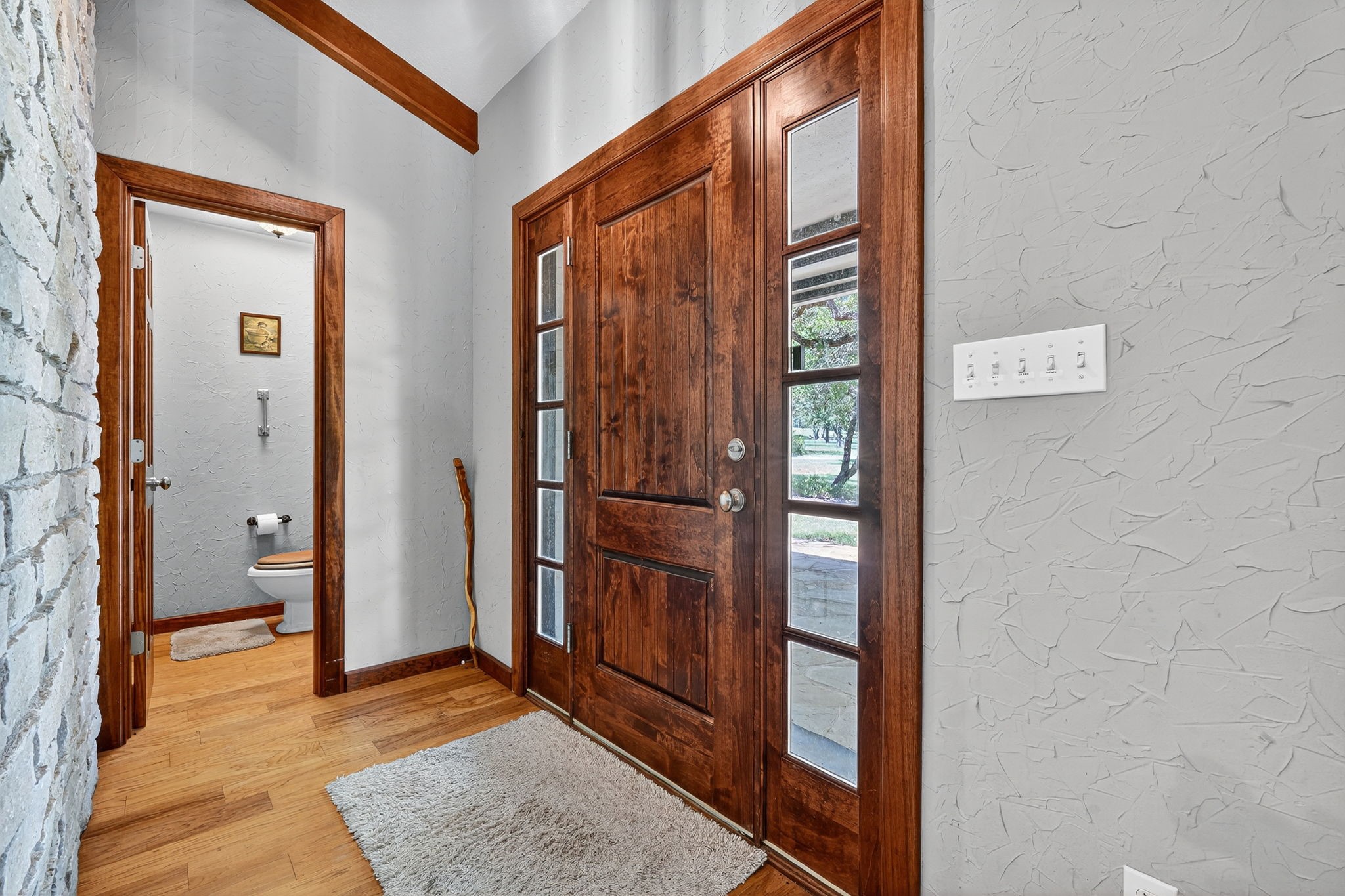 Property photo 04 of 725 County Road 300, Hamilton, TX 76531 | MLS #21083742