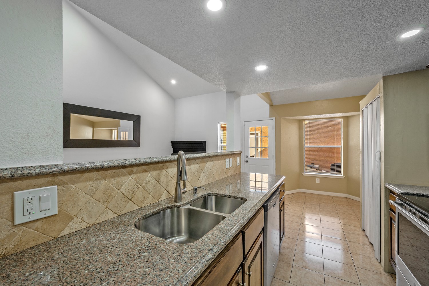 1837 Amber Lane, Carrollton, TX, 75007