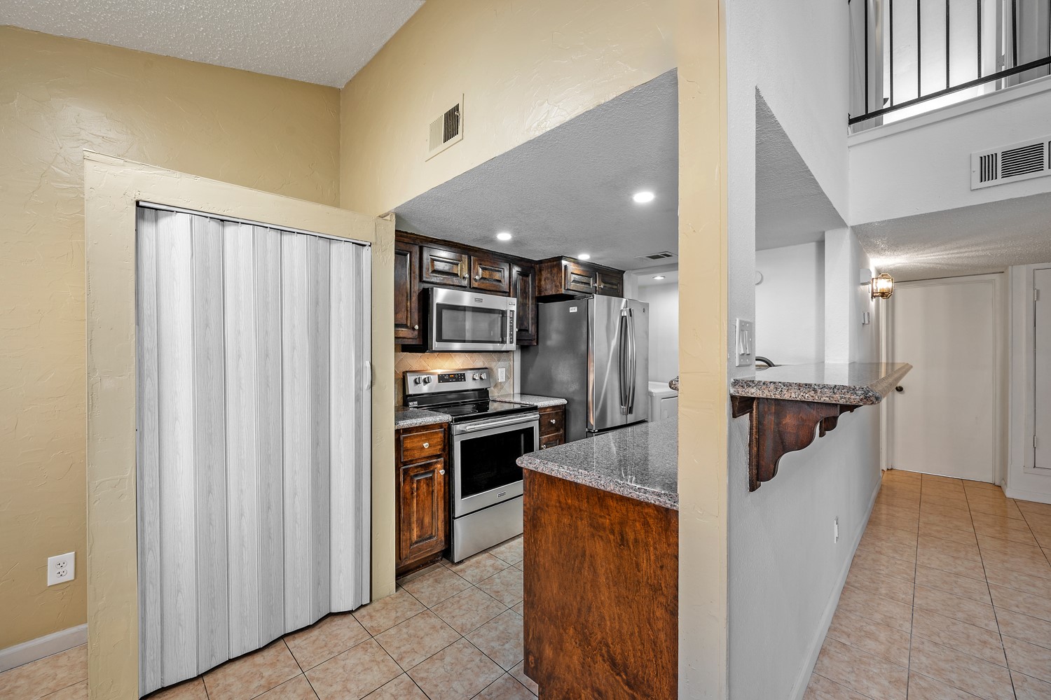1837 Amber Lane, Carrollton, TX, 75007