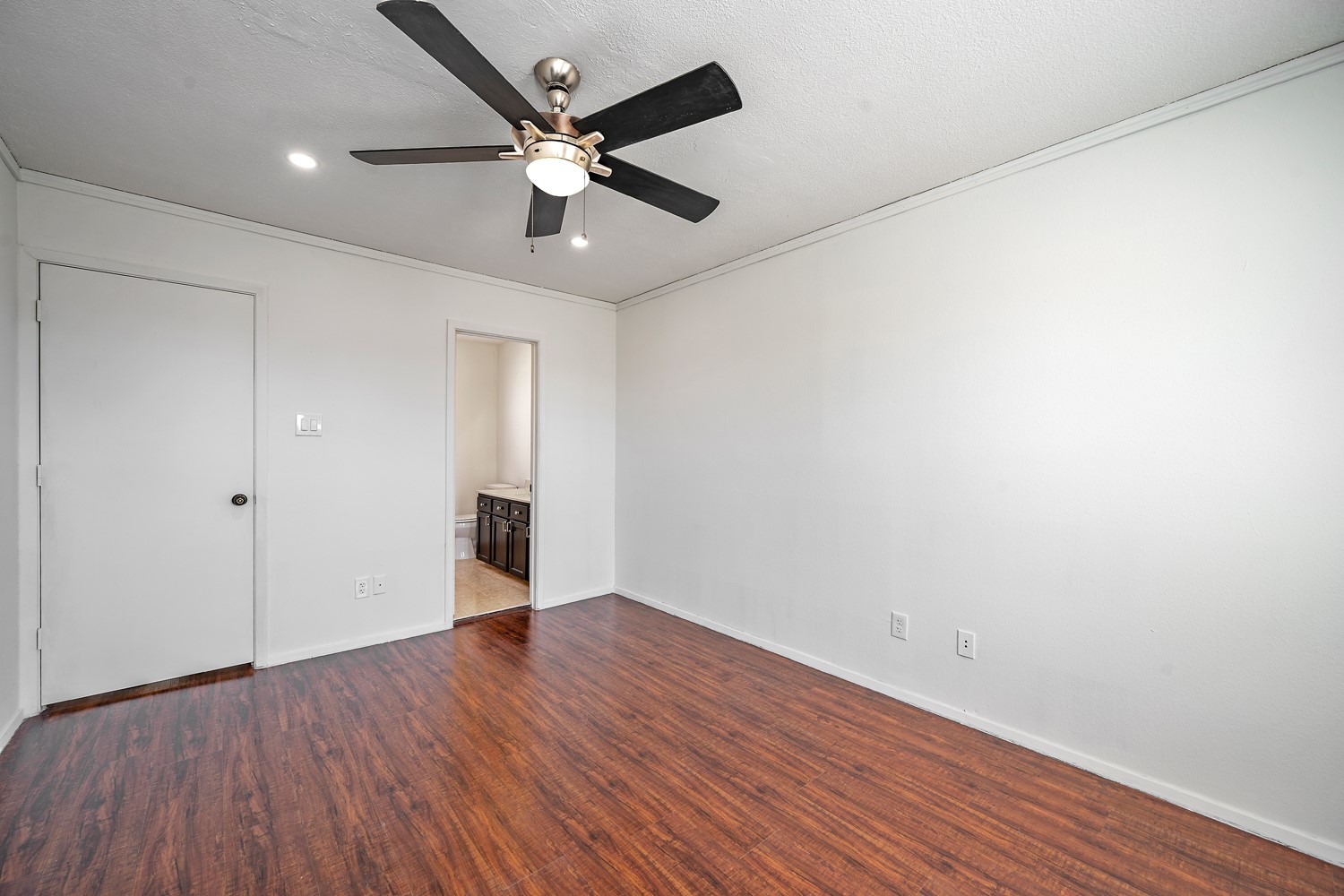 1837 Amber Lane, Carrollton, TX, 75007