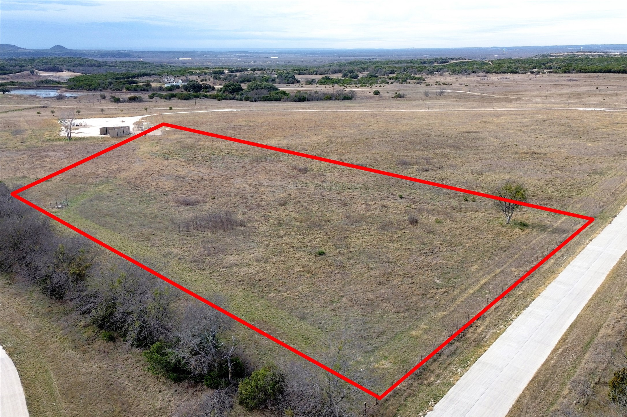 Property photo 01 of 12621 Sue Lane, Godley, TX 76044 | MLS #21084760