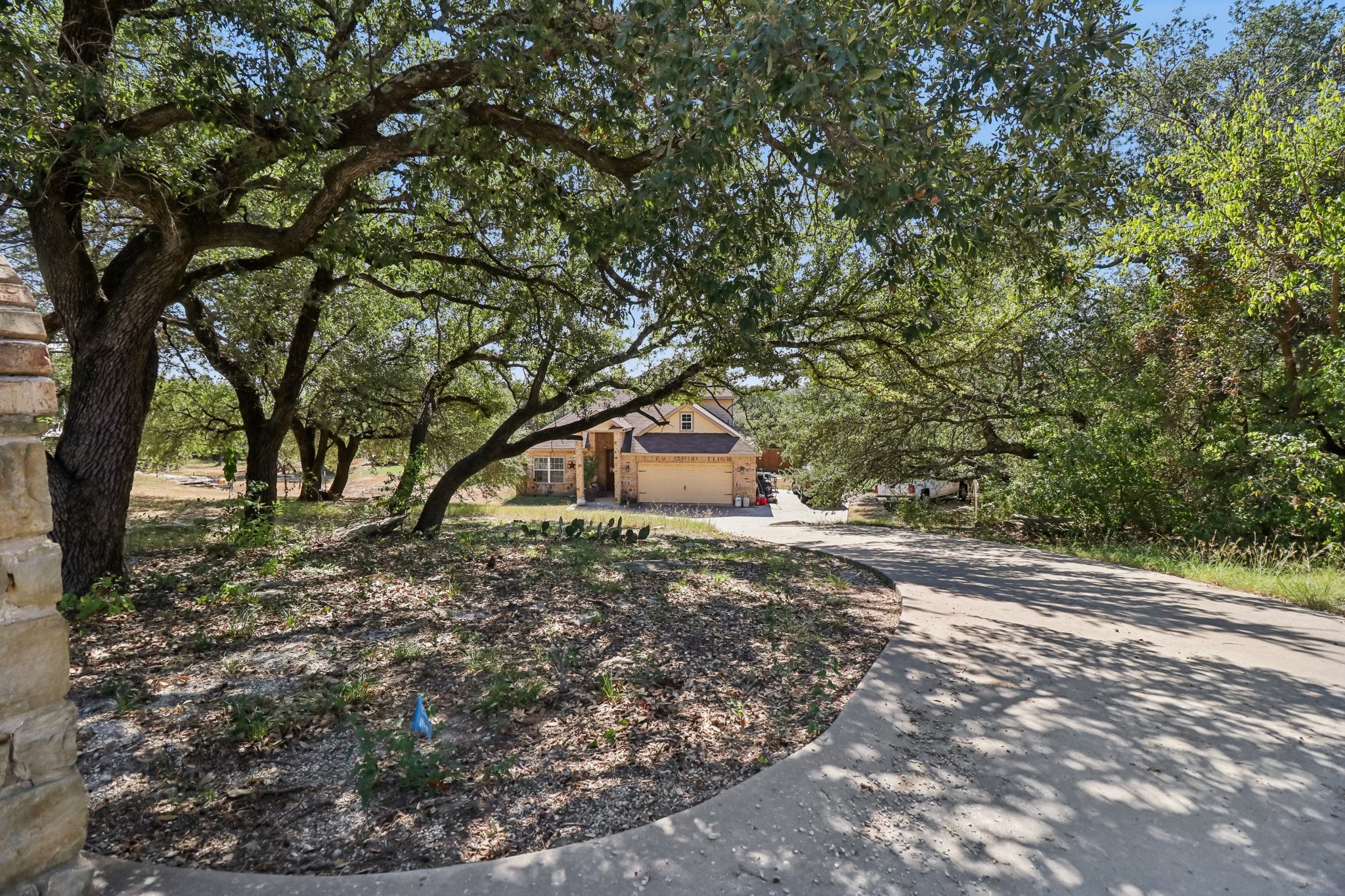 Property photo 02 of 1203 Pala Dura Court, Granbury, TX 76048 | MLS #21084767