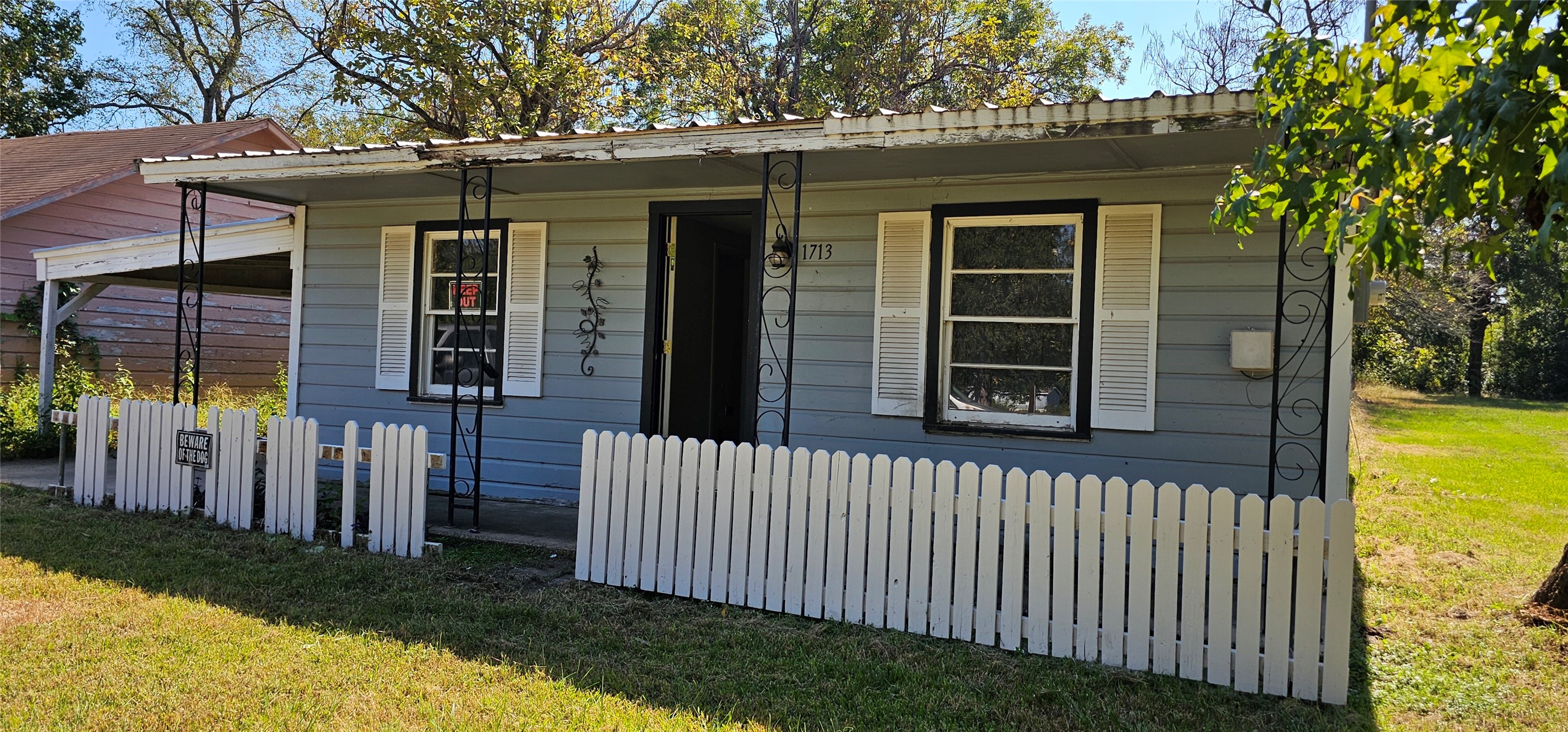 1713 W Frank Street, Grand Saline, TX, 75140