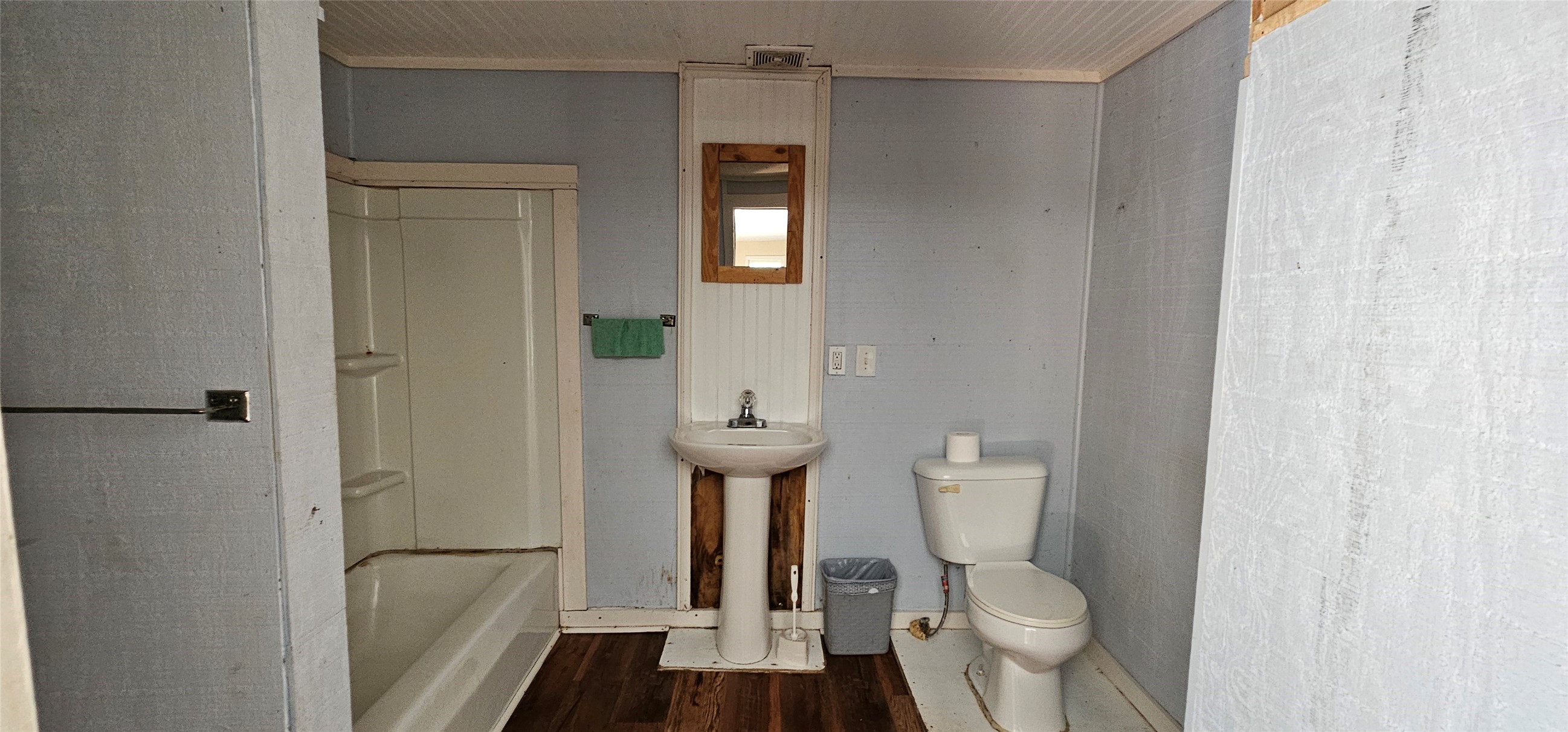 1713 W Frank Street, Grand Saline, TX, 75140