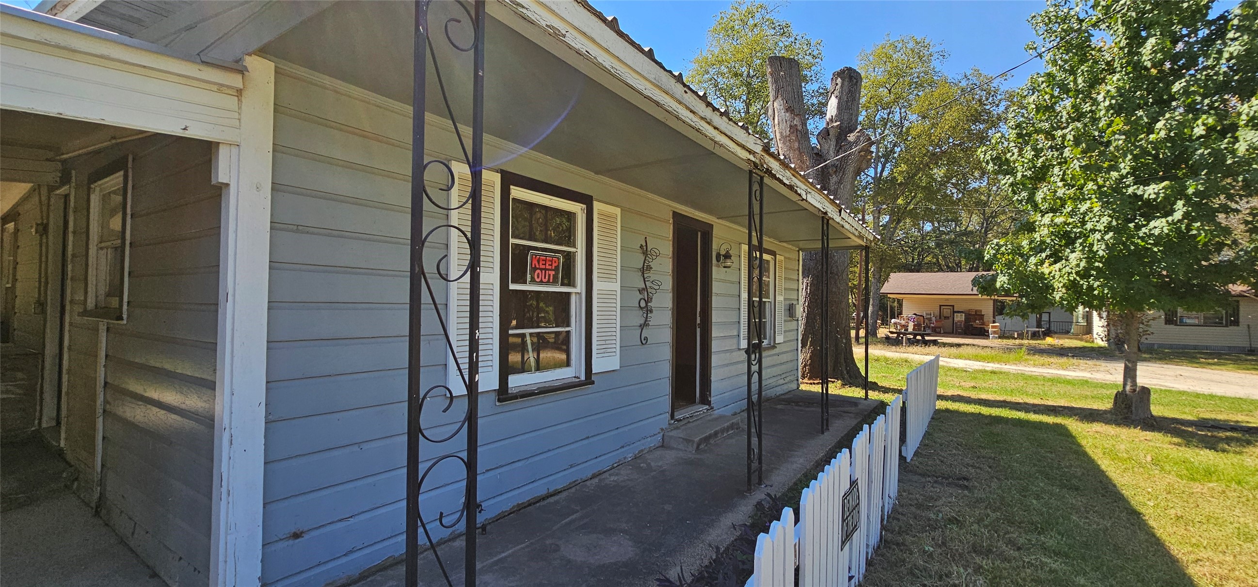 1713 W Frank Street, Grand Saline, TX, 75140