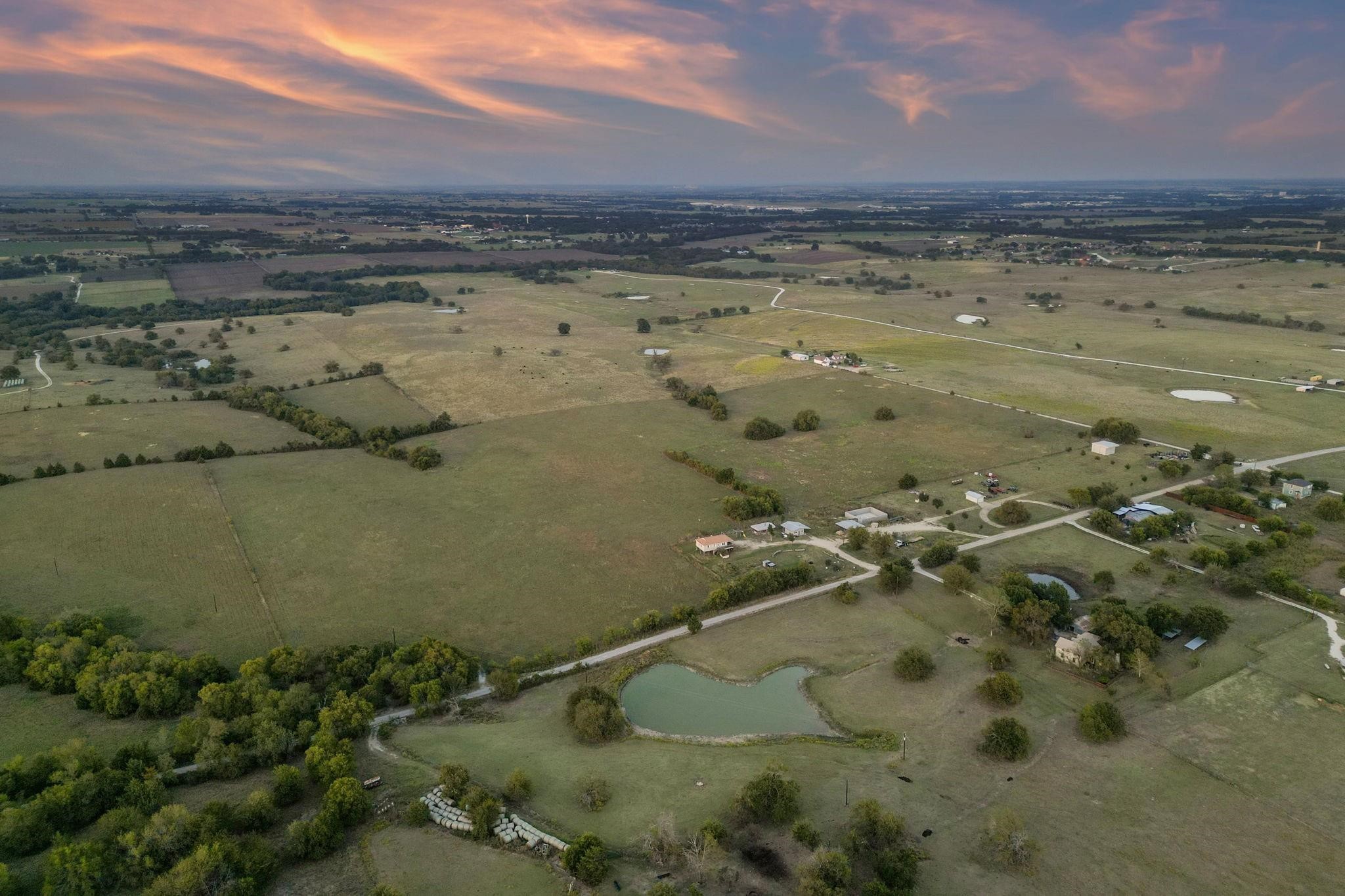 1258 County Road 352 Road, Gainesville, TX, 76240