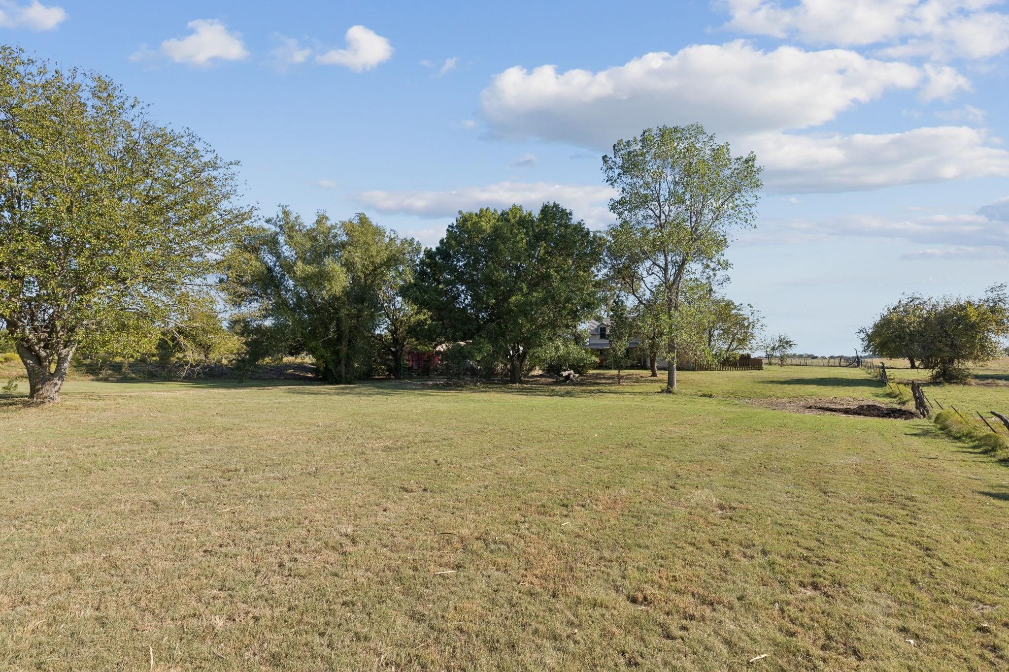 1258 County Road 352 Road, Gainesville, TX, 76240