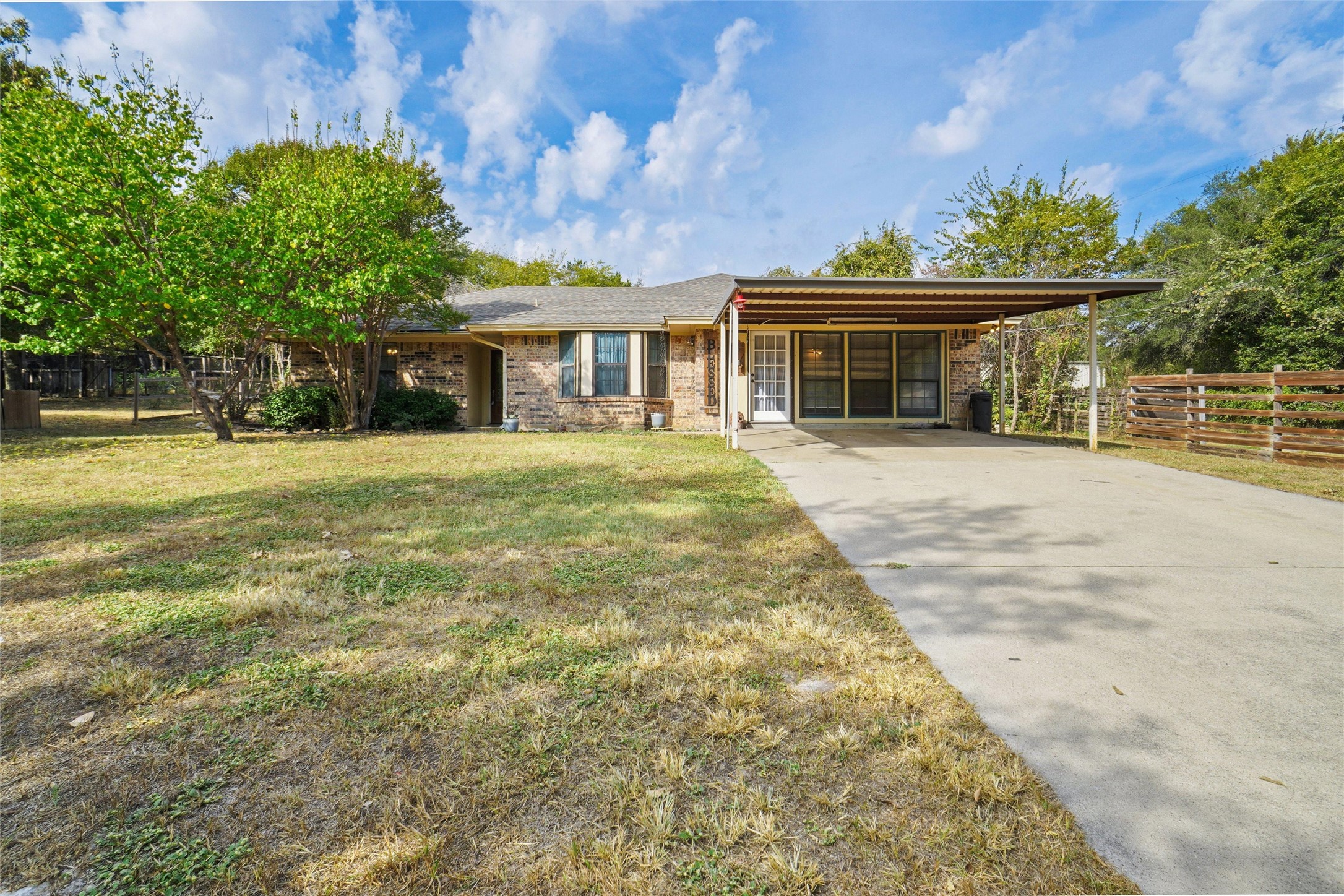1312 Robyn Road, Azle, TX, 76020