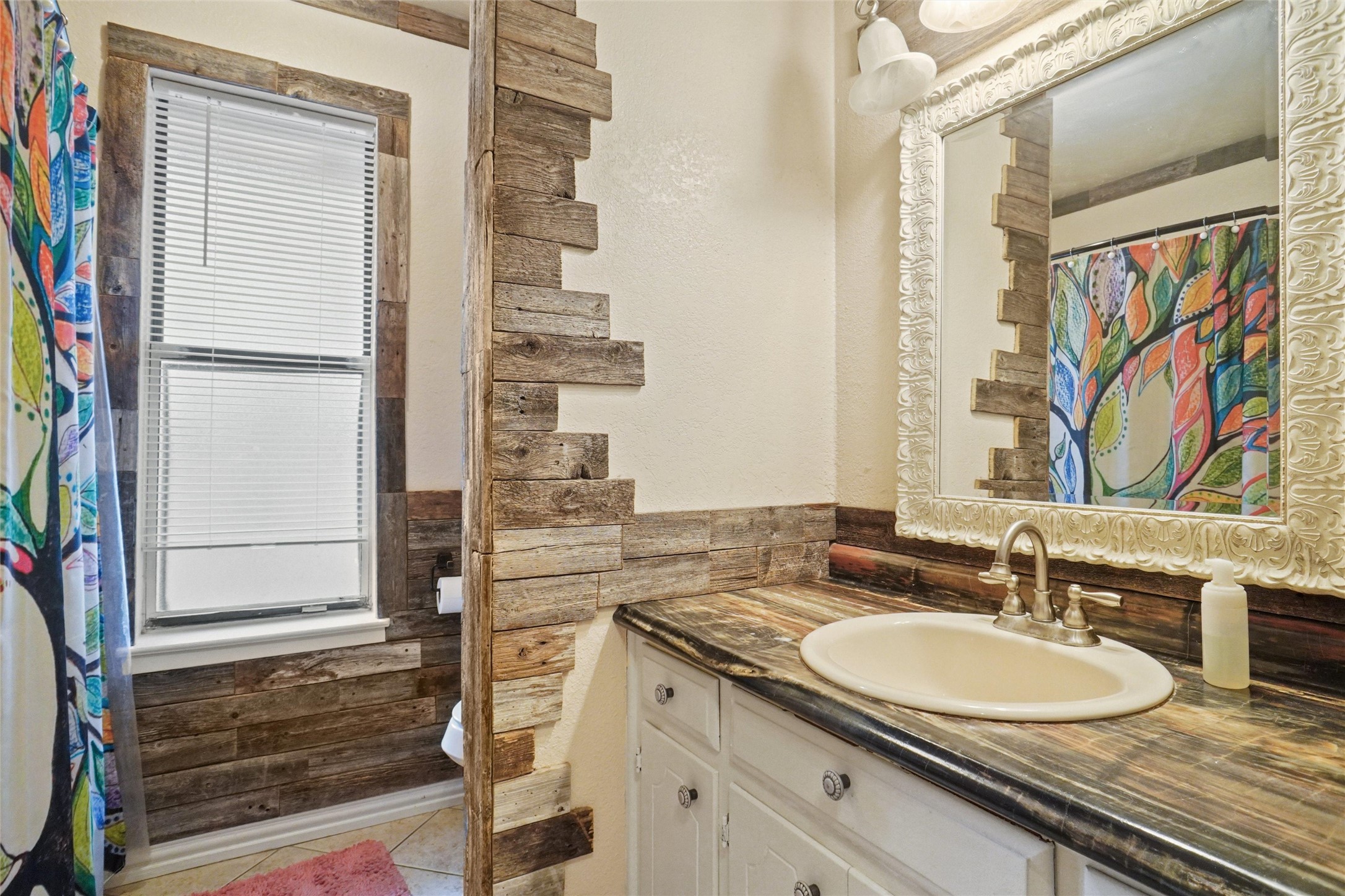 1312 Robyn Road, Azle, TX, 76020