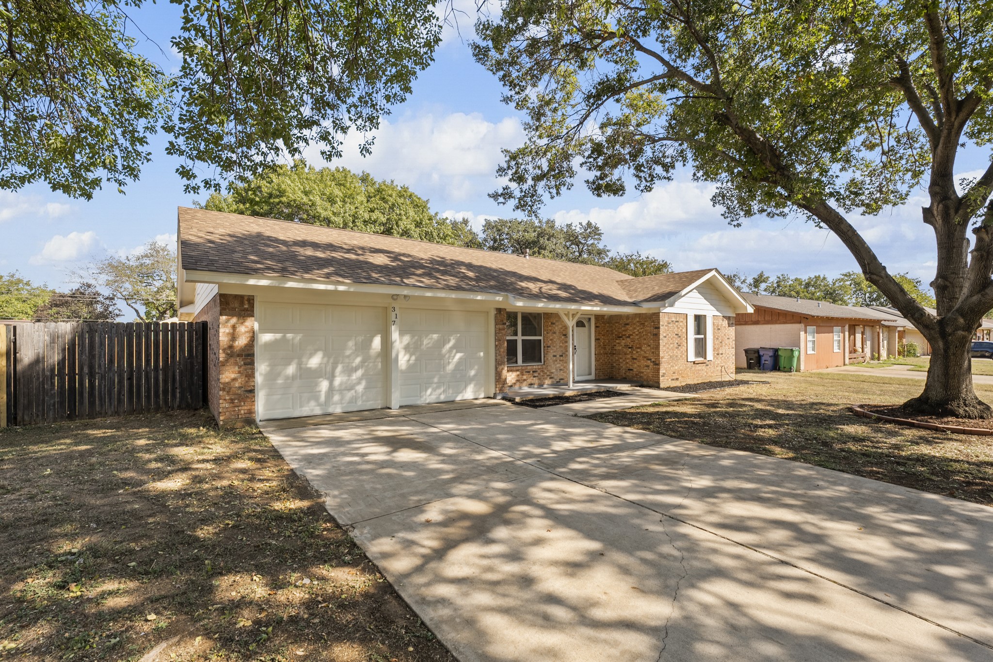 317 E Glendale Street, Crowley, TX, 76036