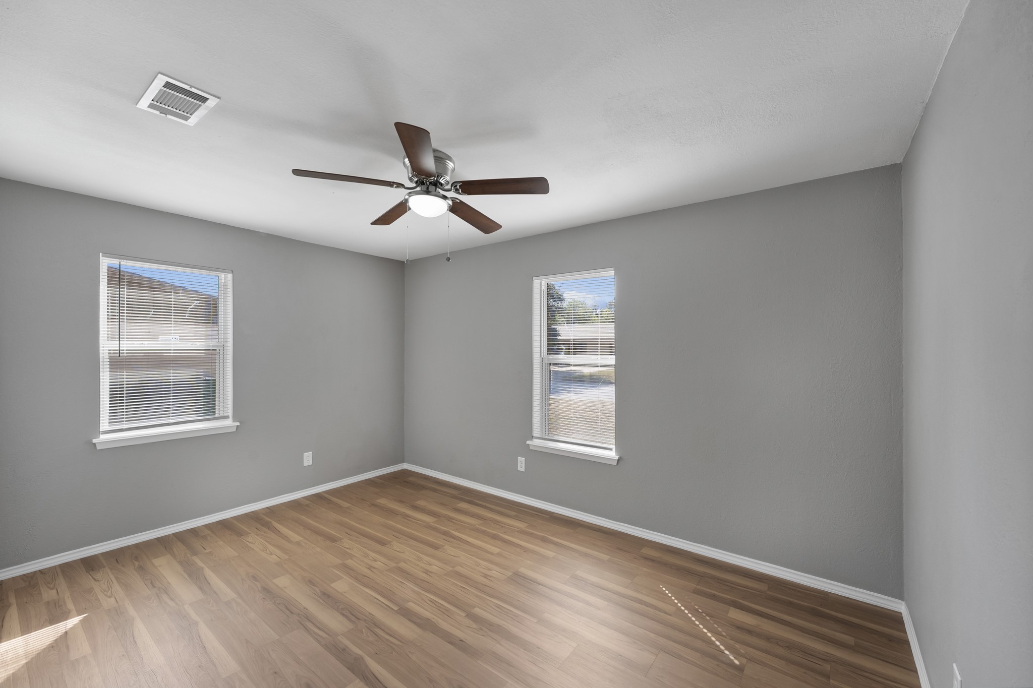 317 E Glendale Street, Crowley, TX, 76036