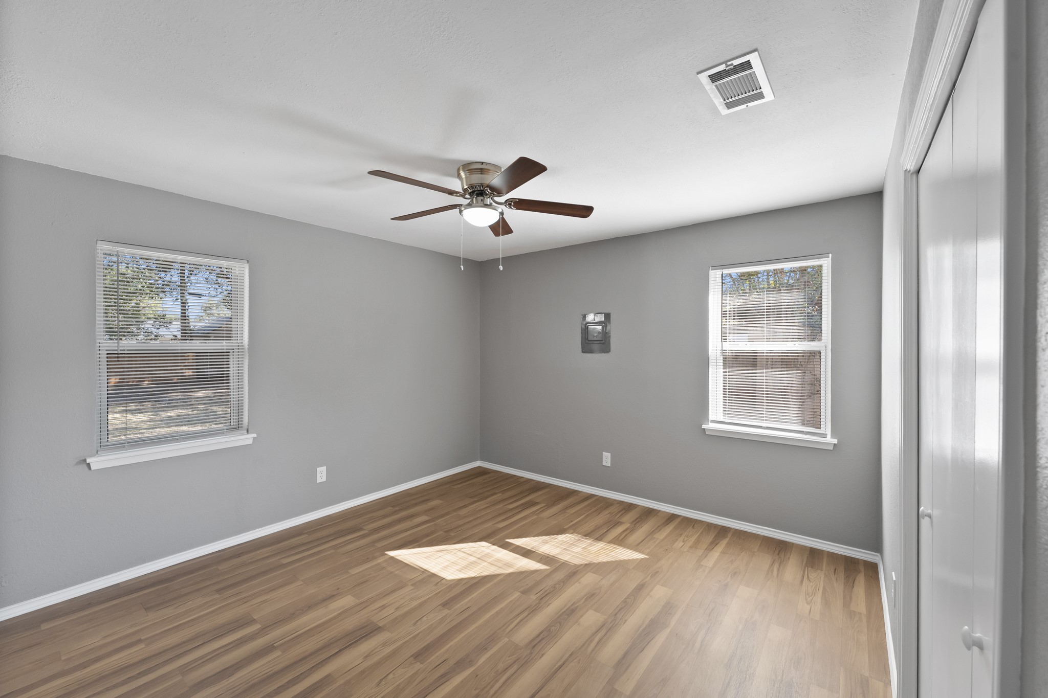 317 E Glendale Street, Crowley, TX, 76036