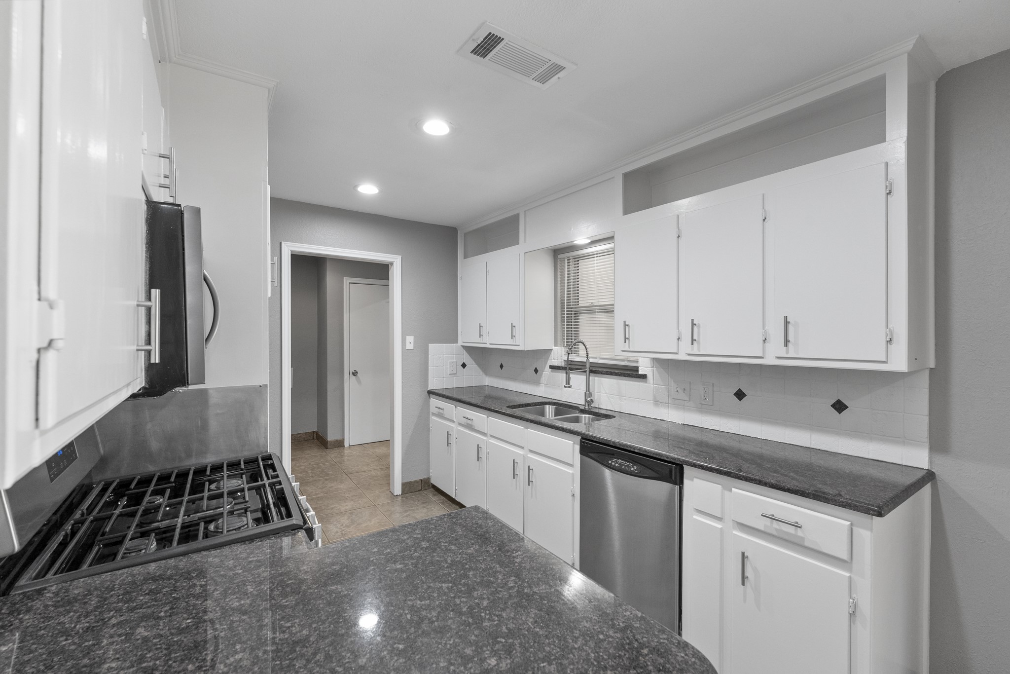 317 E Glendale Street, Crowley, TX, 76036
