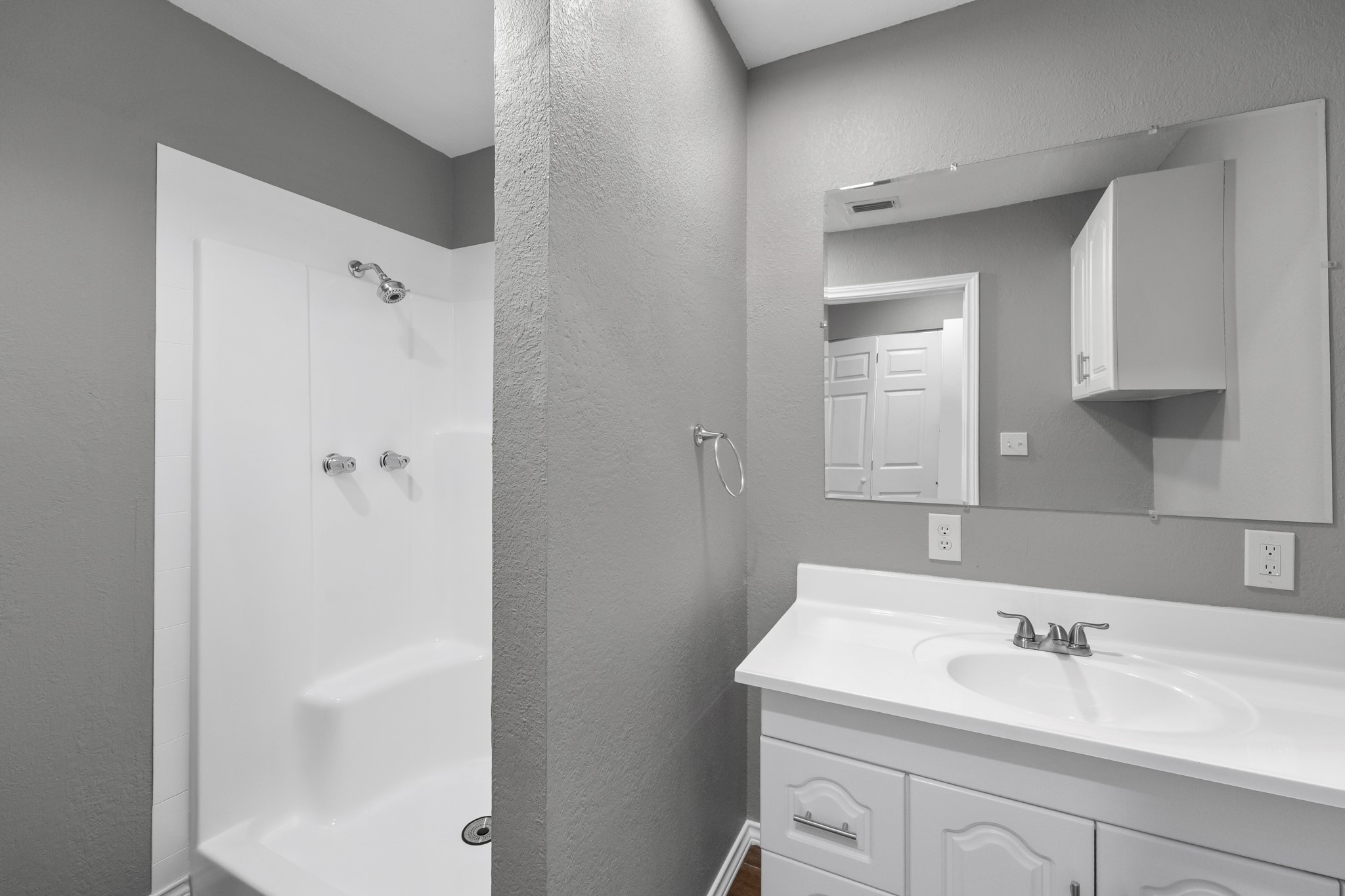 317 E Glendale Street, Crowley, TX, 76036