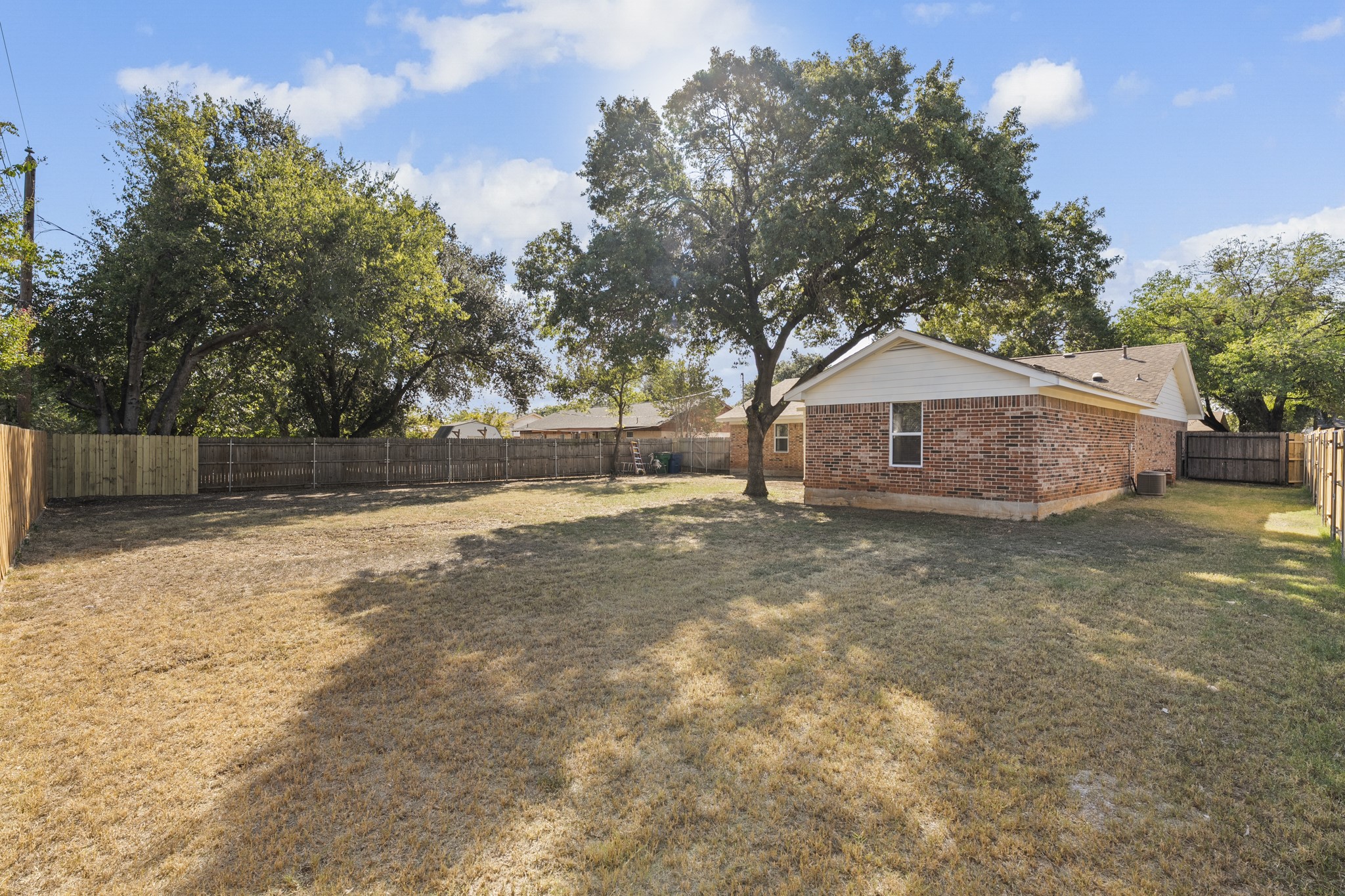 317 E Glendale Street, Crowley, TX, 76036