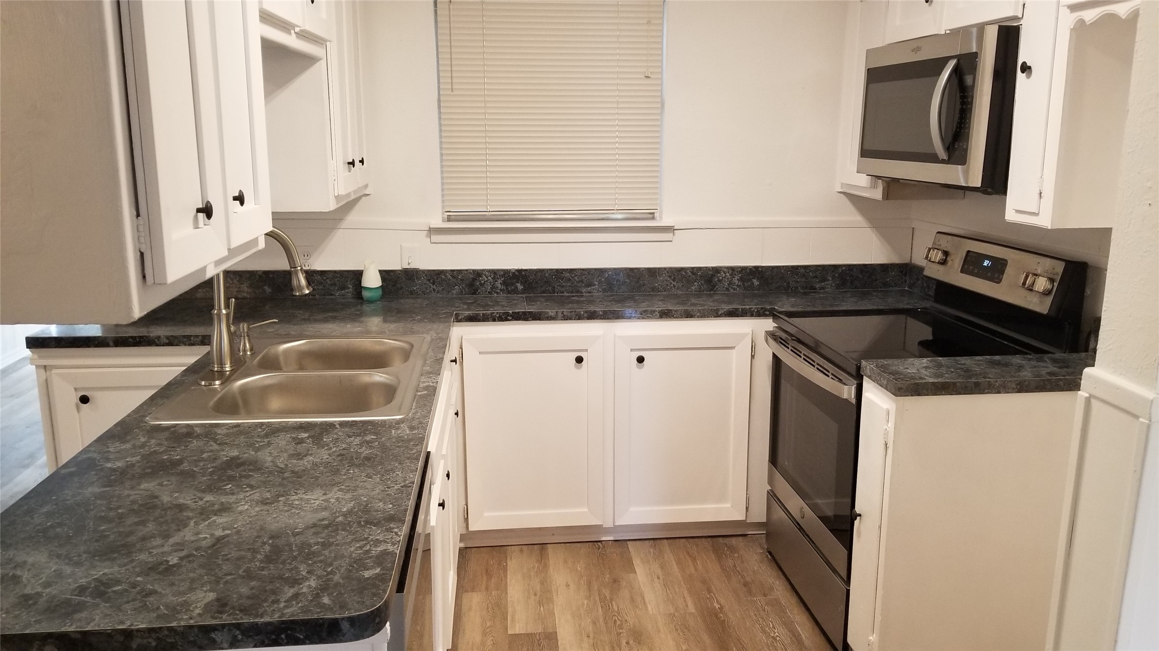 758 Briarwood Lane, Hurst, TX, 76053