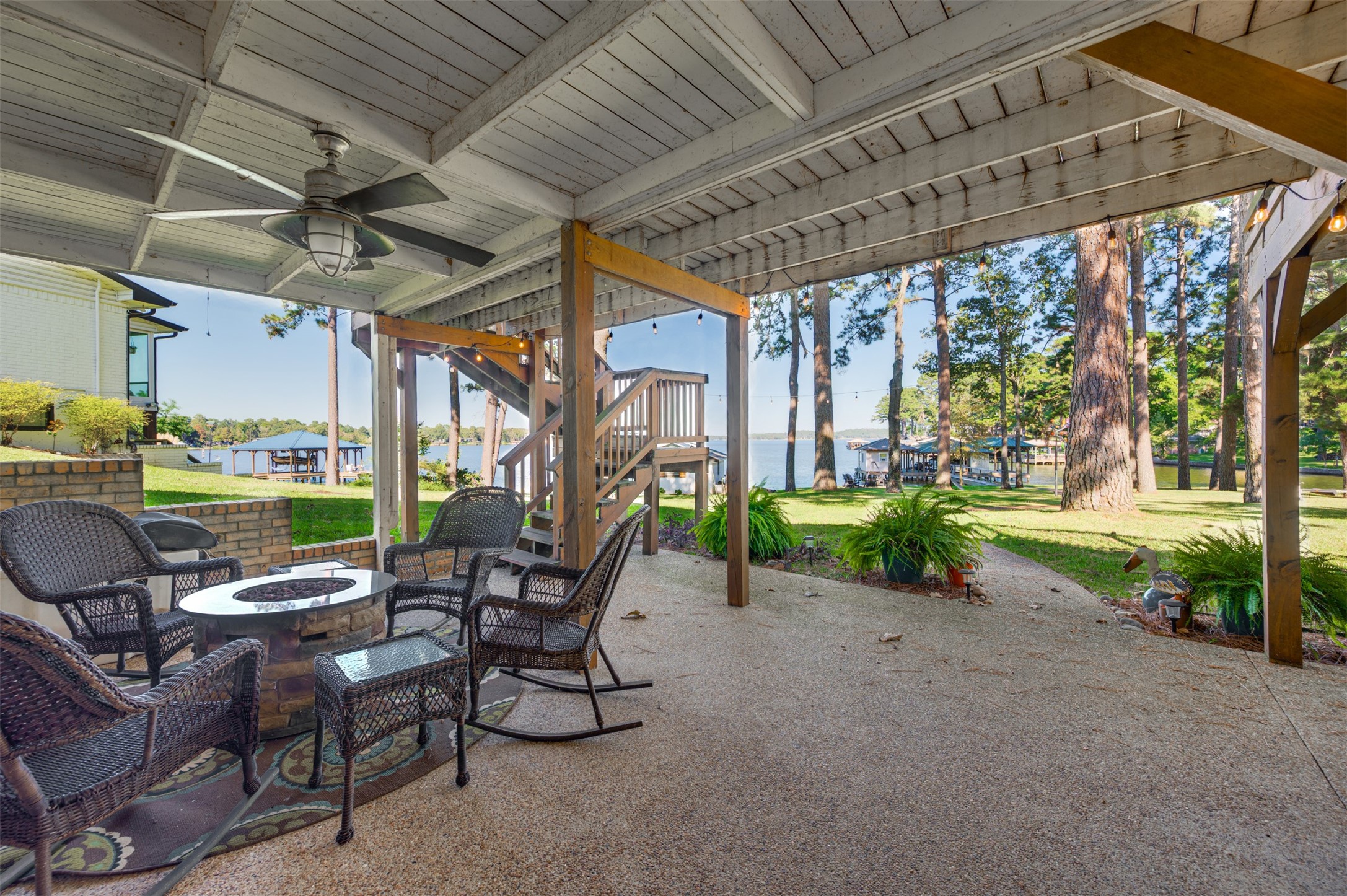 536 Wildewood Drive, Chandler, TX, 75758