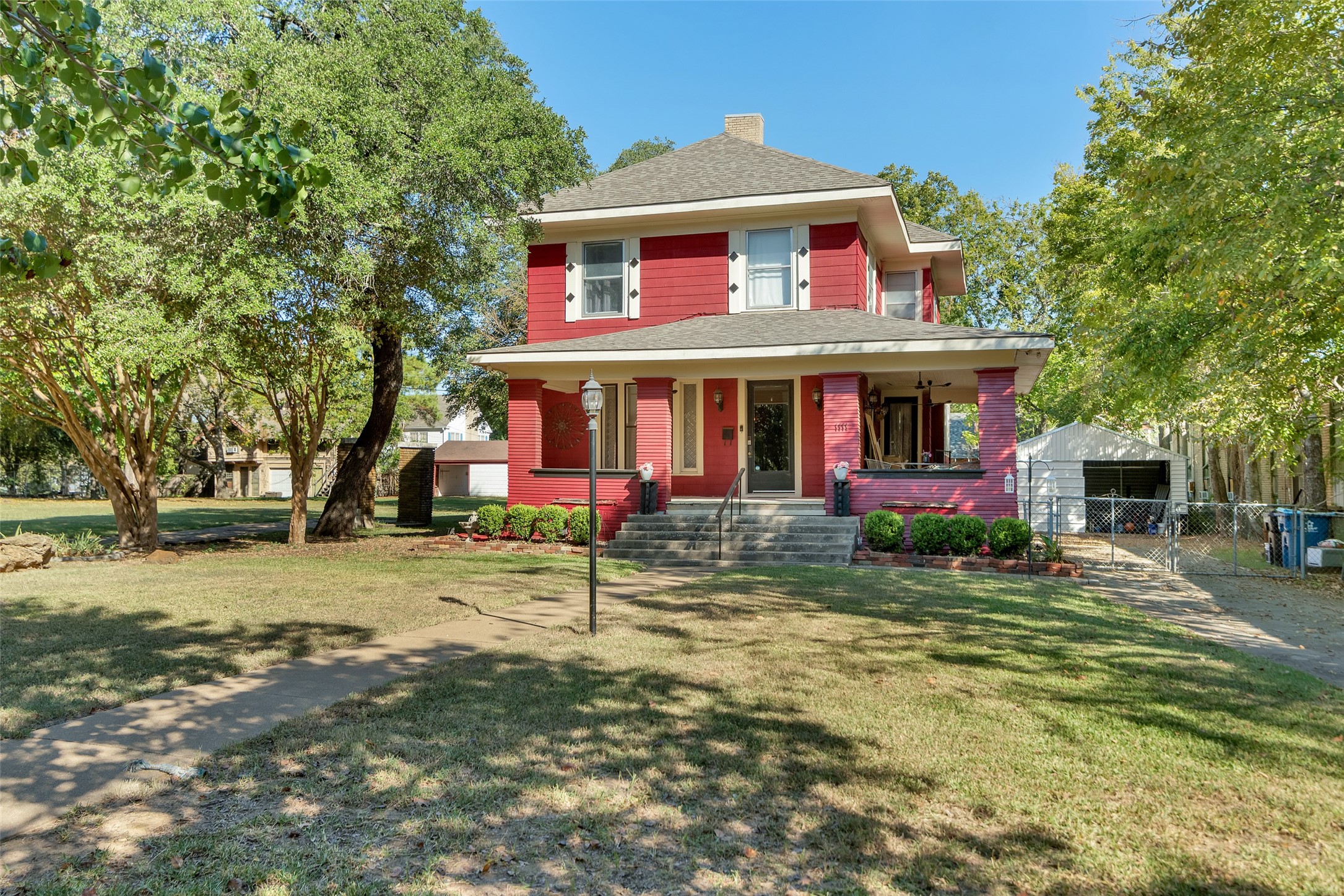 1111 W Sears Street, Denison, TX, 75020