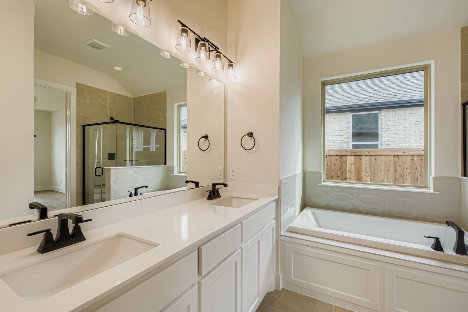 838 Stone Grove Road, Lavon, TX, 75166