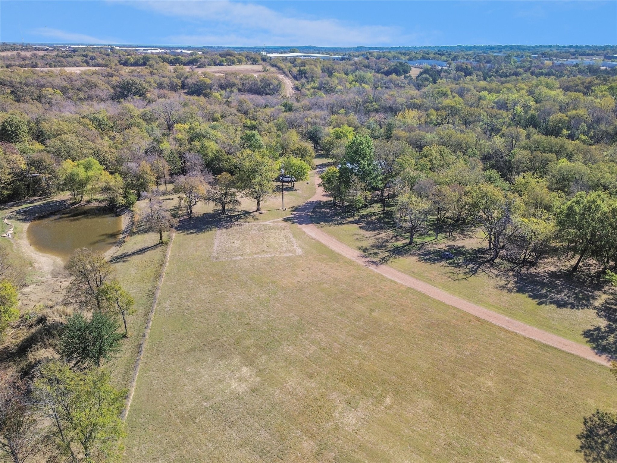 Property photo 03 of 2601 Randell Lake Road, Denison, TX 75020 | MLS #21090522
