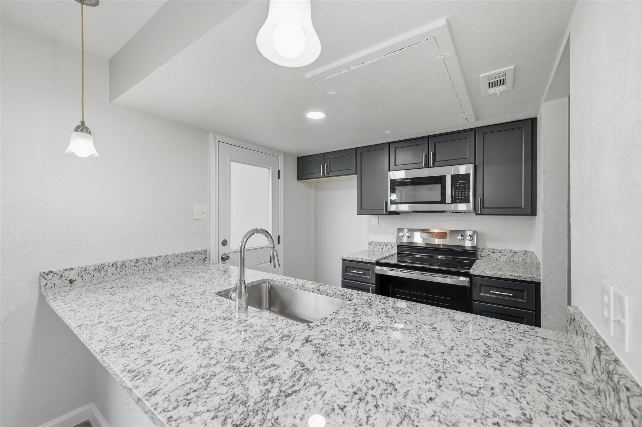 2702 Douglas Avenue UNIT&nbsp;121, Dallas, TX, 75219