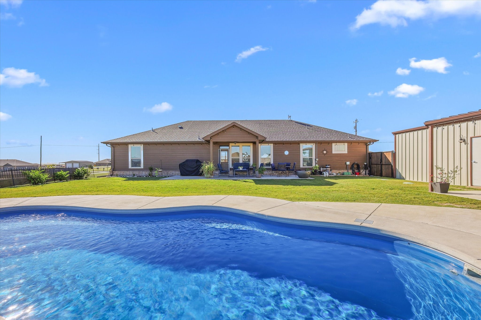 2375 County Road 4010, Decatur, TX, 76234