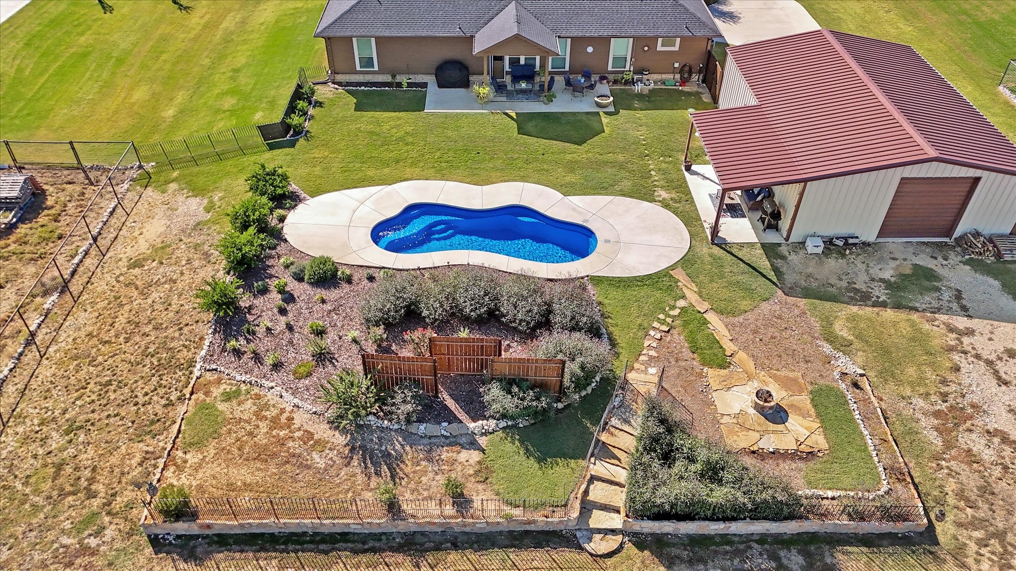2375 County Road 4010, Decatur, TX, 76234