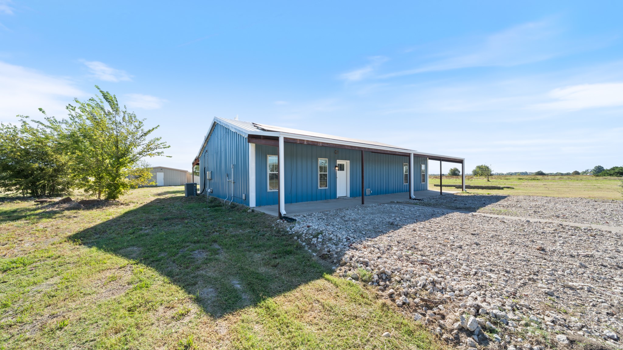 Property photo 04 of 6385 S State Highway 34, Quinlan, TX 75474 | MLS #21093858
