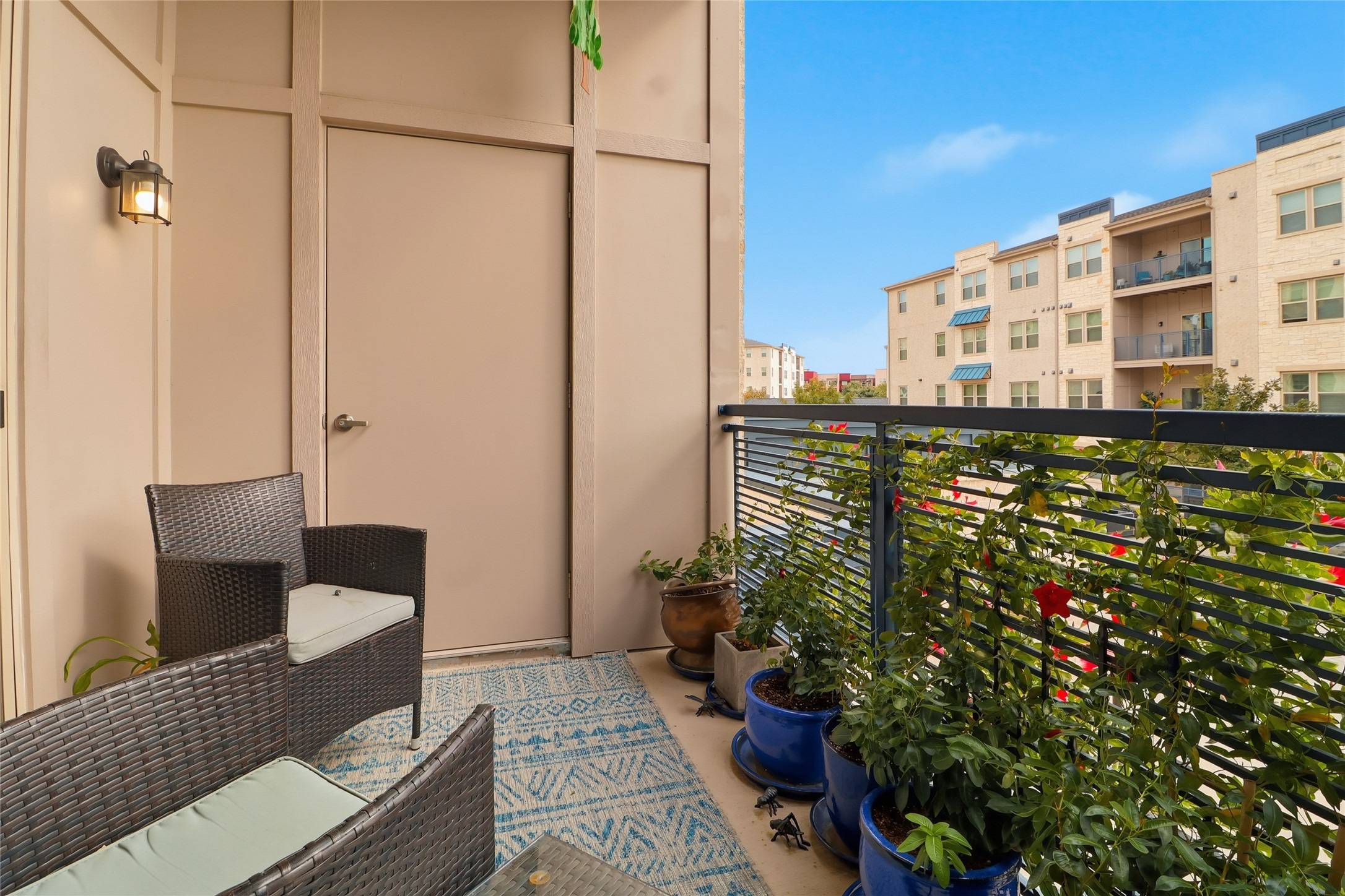 Property photo 04 of 651 N Watters Road UNIT 8202, Allen, TX 75013 | MLS #21095530